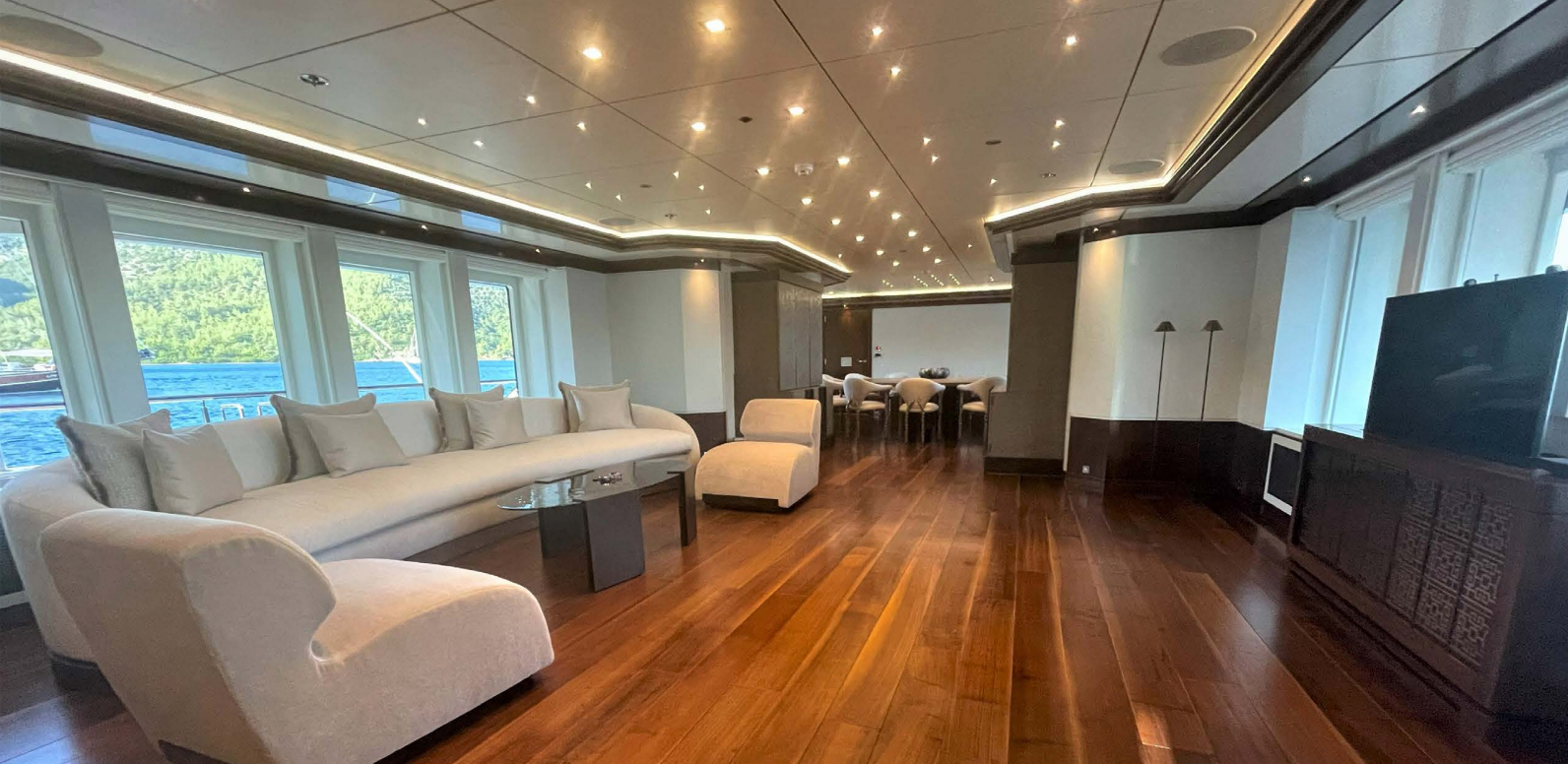 IMMERSIVE Mediterranean superyacht charters