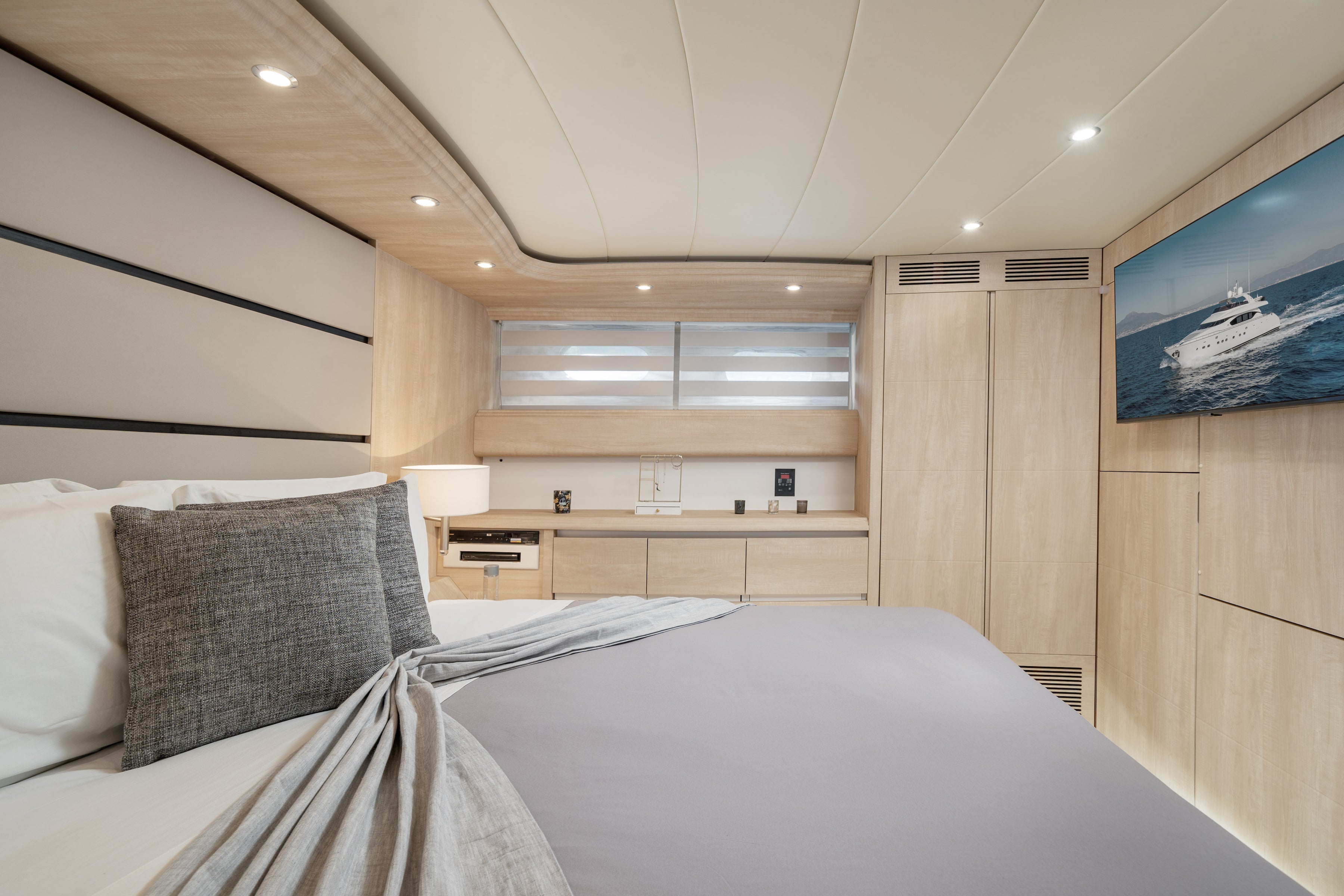 affordable yacht Charter Naples, Italy