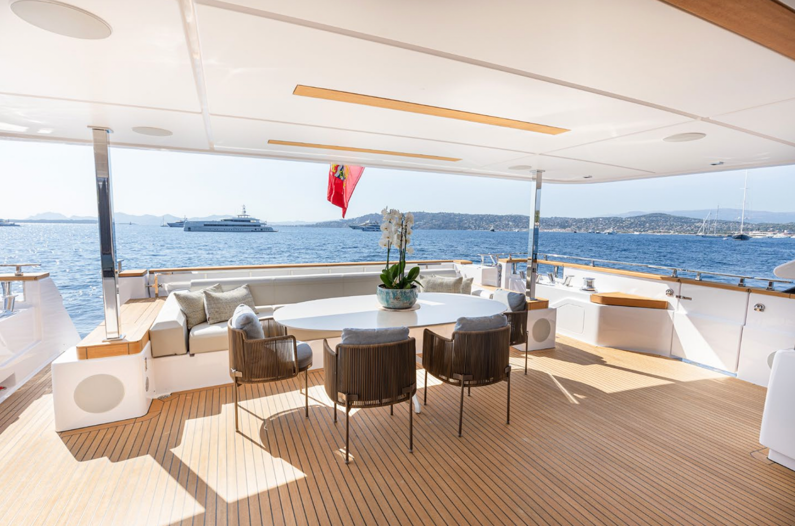 HAIAMI Private Yacht Charter St Tropez France