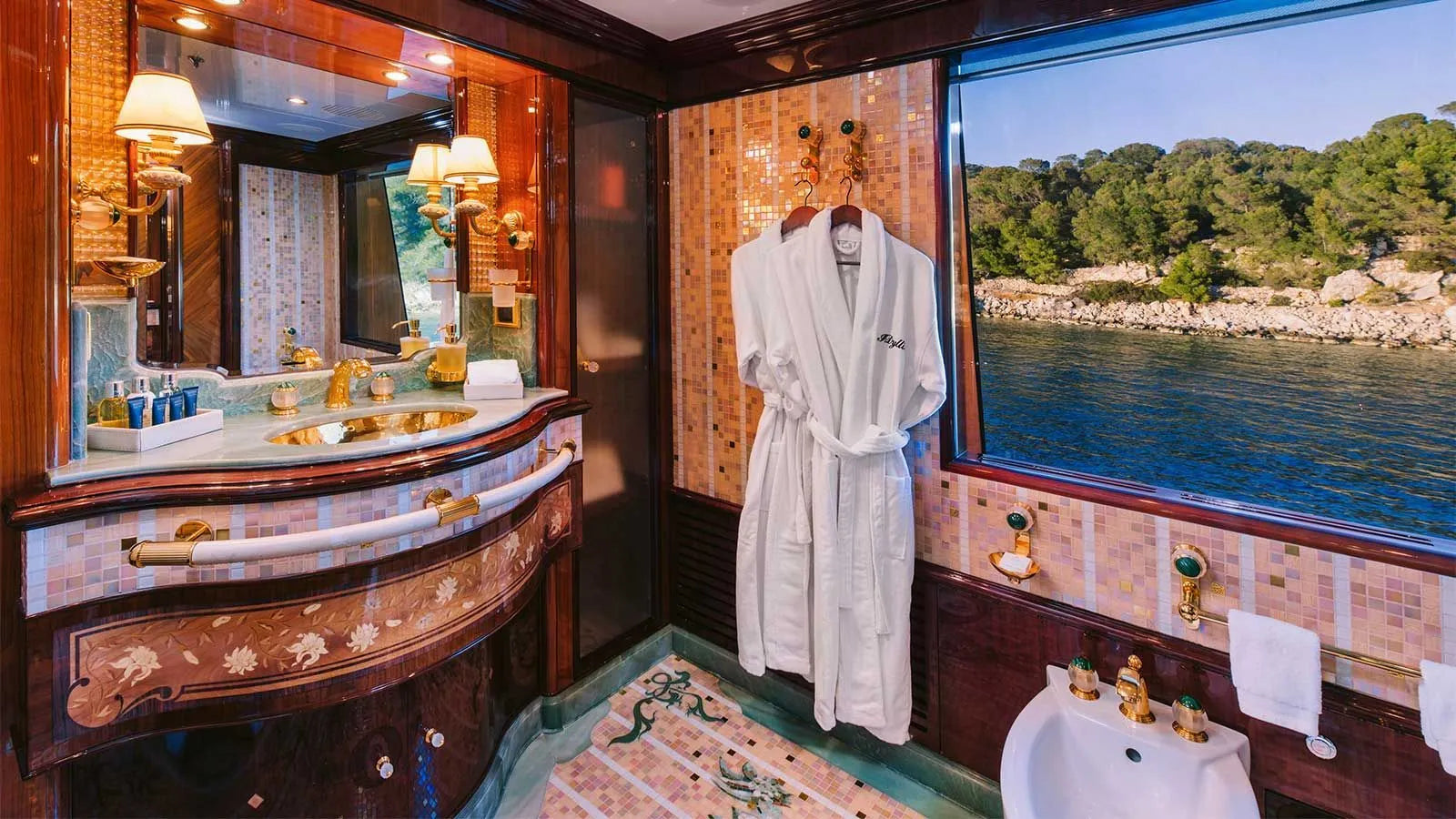 how much are yacht charters in Nice France