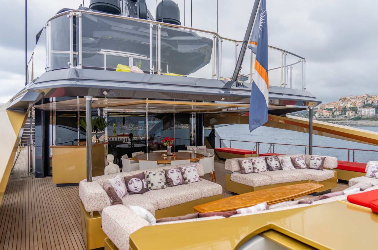 KHALILAH weekend yacht charter St Tropez France