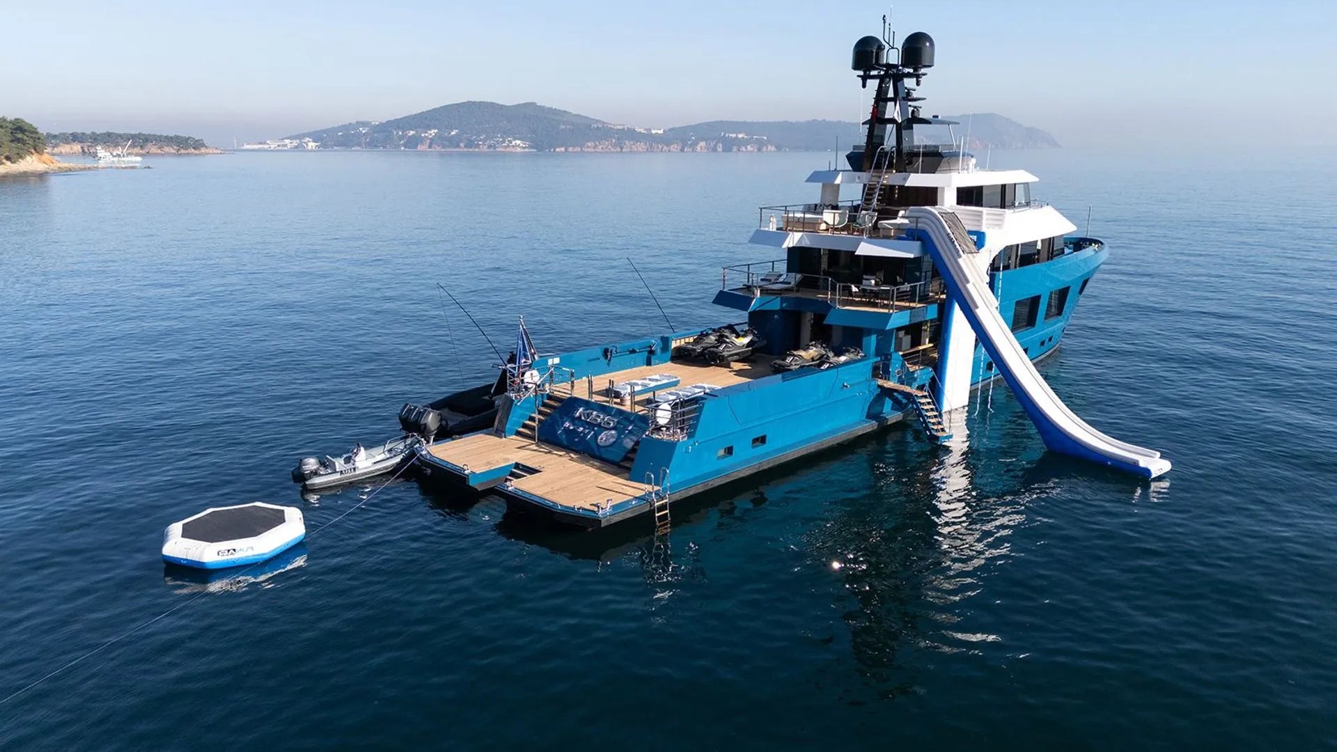 KING BENJI week yacht charter French Riviera