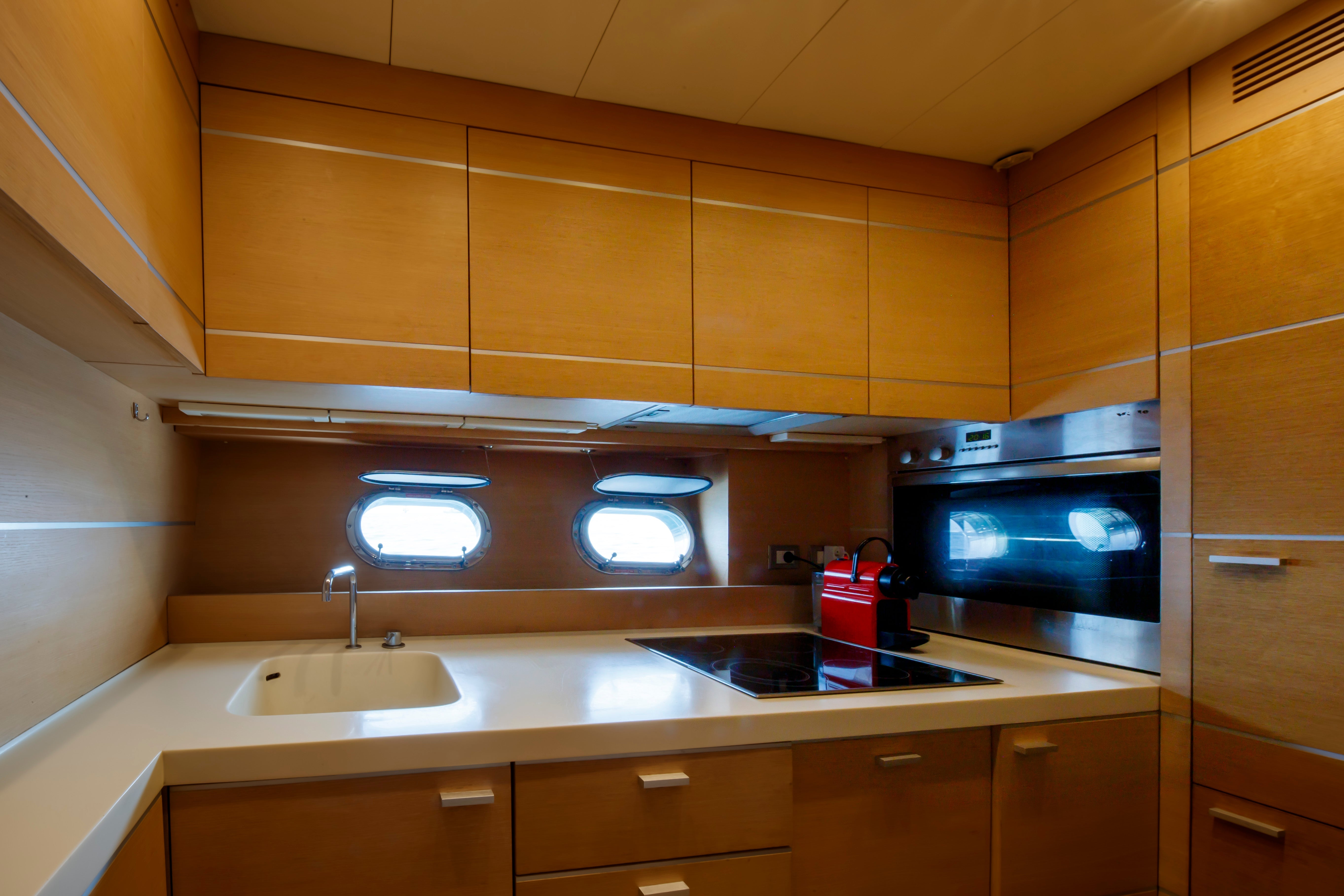 Vacation Yacht Charter Beaulieu sur Mer