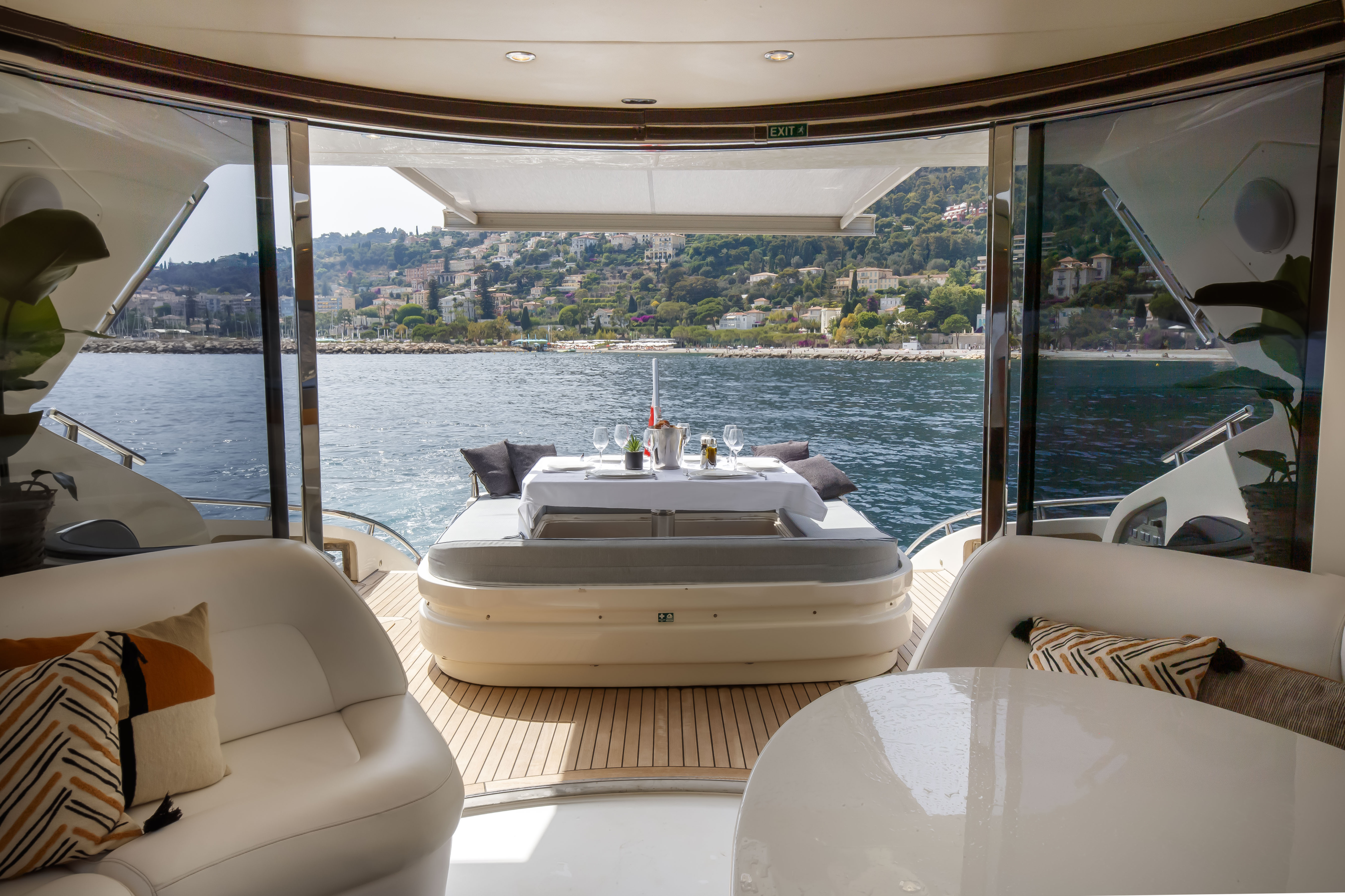 Mega Yacht Charter Beaulieu sur Mer