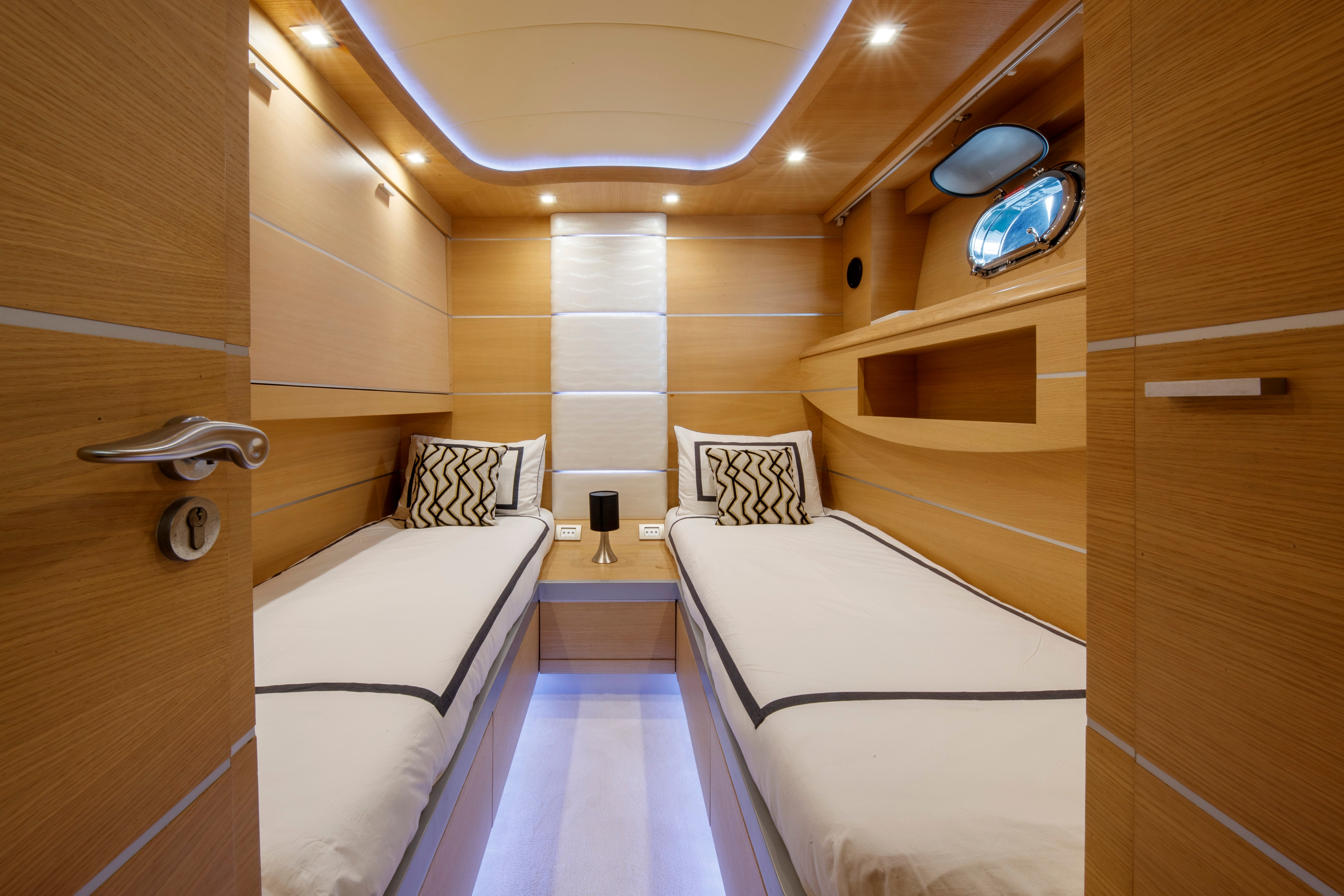 Mega Yacht Charter Beaulieu sur Mer