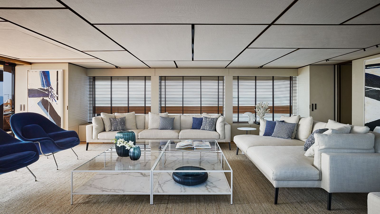 M/Y LA LA LAND Charter yacht club Cannes France