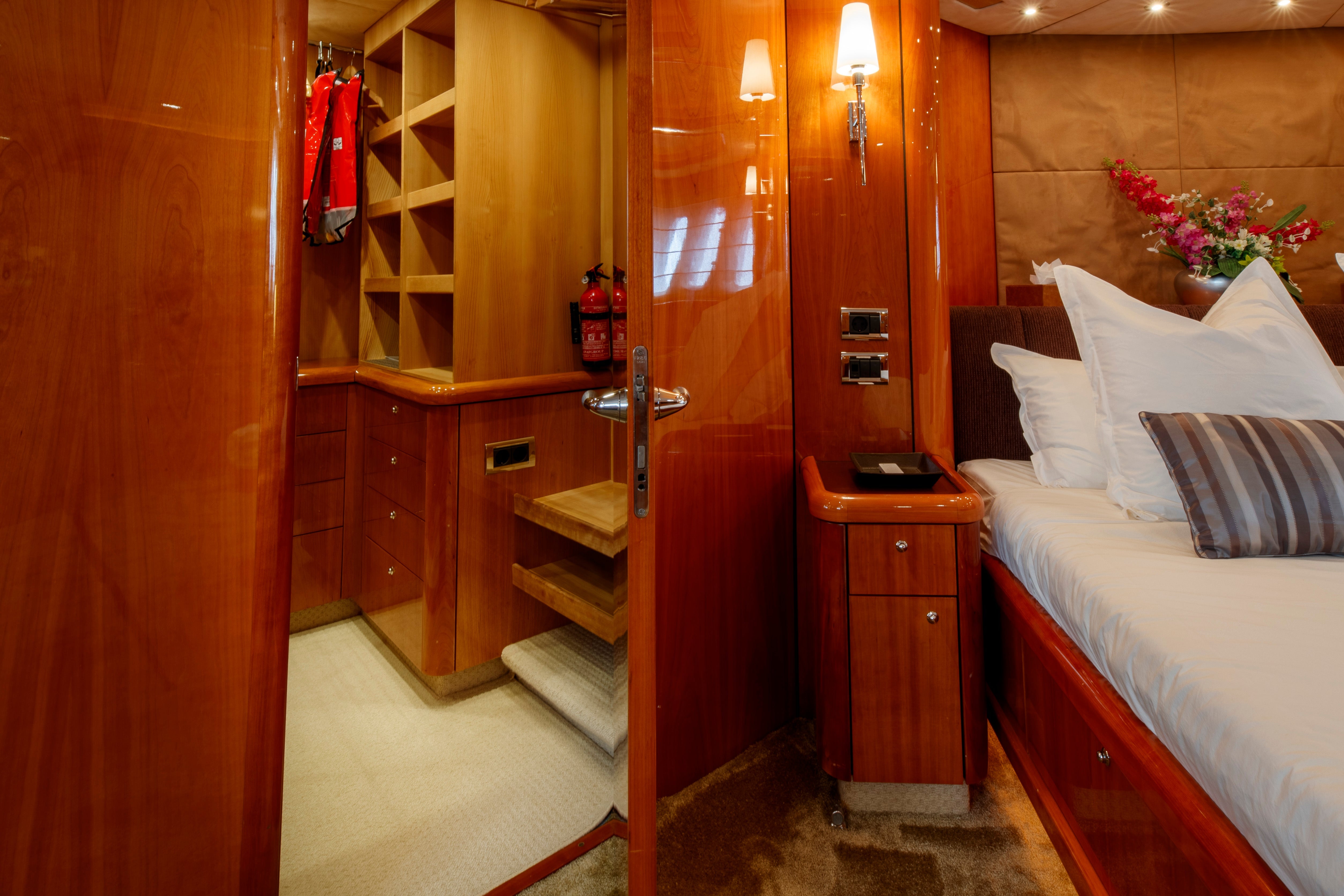Luxury Yacht Charter In Monaco