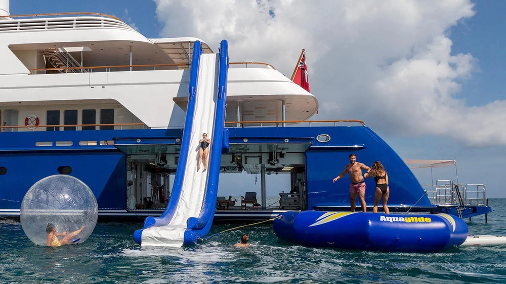 Weekly yacht Charter Cannes 