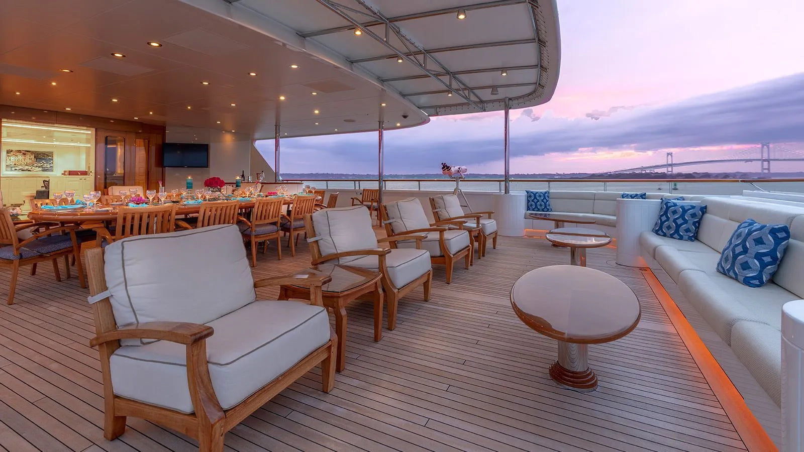 weekend yacht charter Cannes 