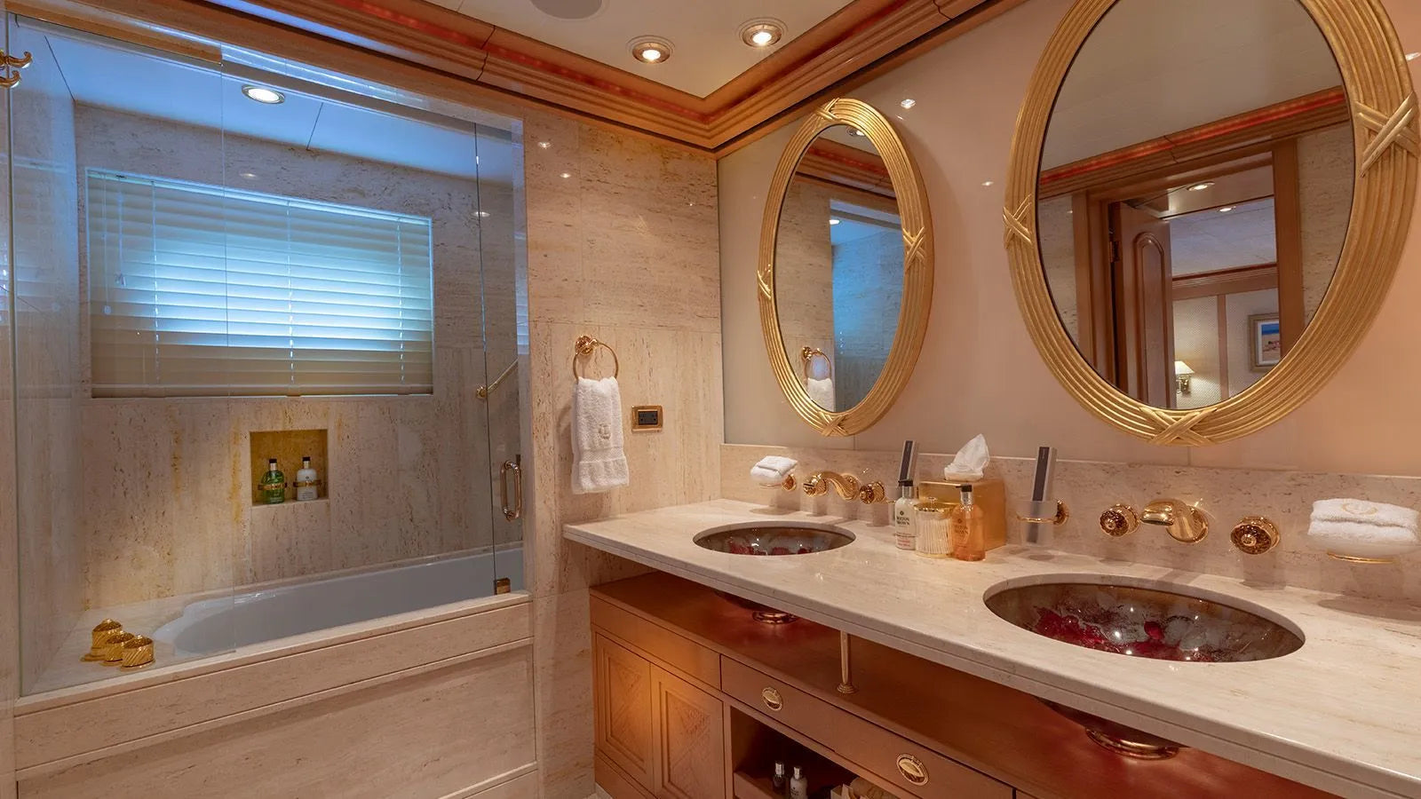 how much is a yacht charter in Cannes France