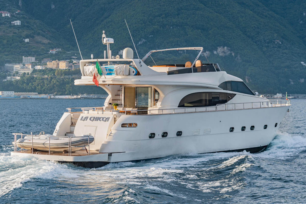 luxury yacht holiday Amalfi Coast 