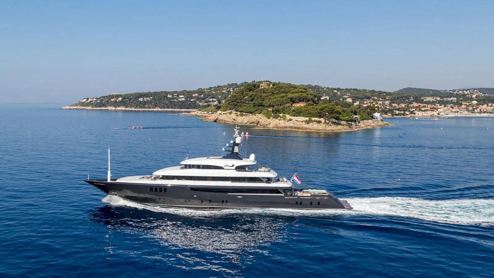 Term yacht Charter Cannes 
