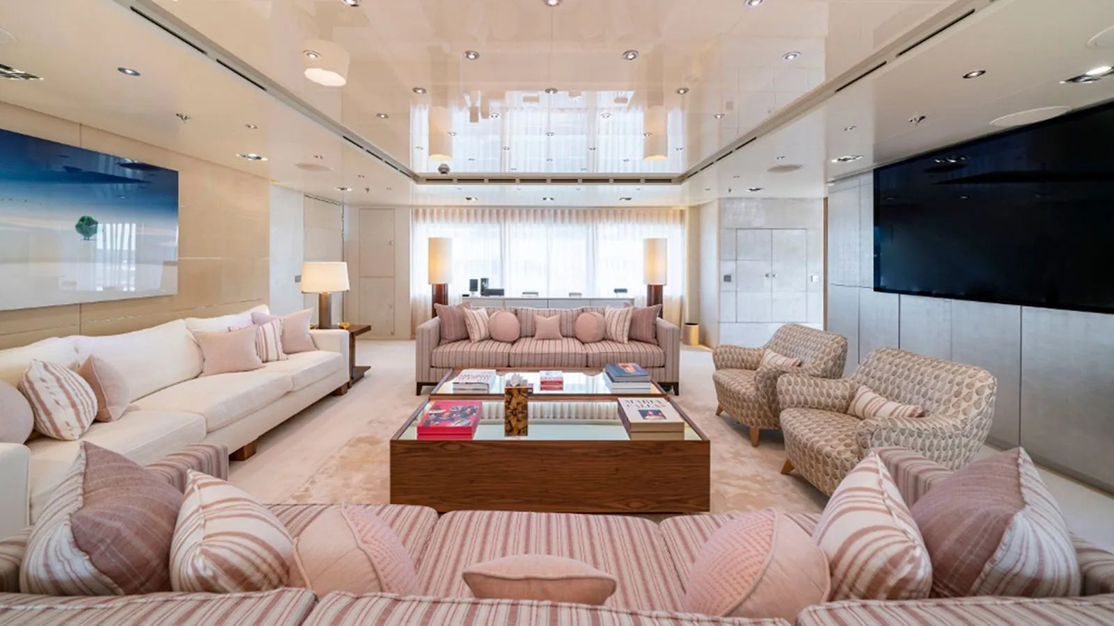 luxury yacht Charter Cannes 