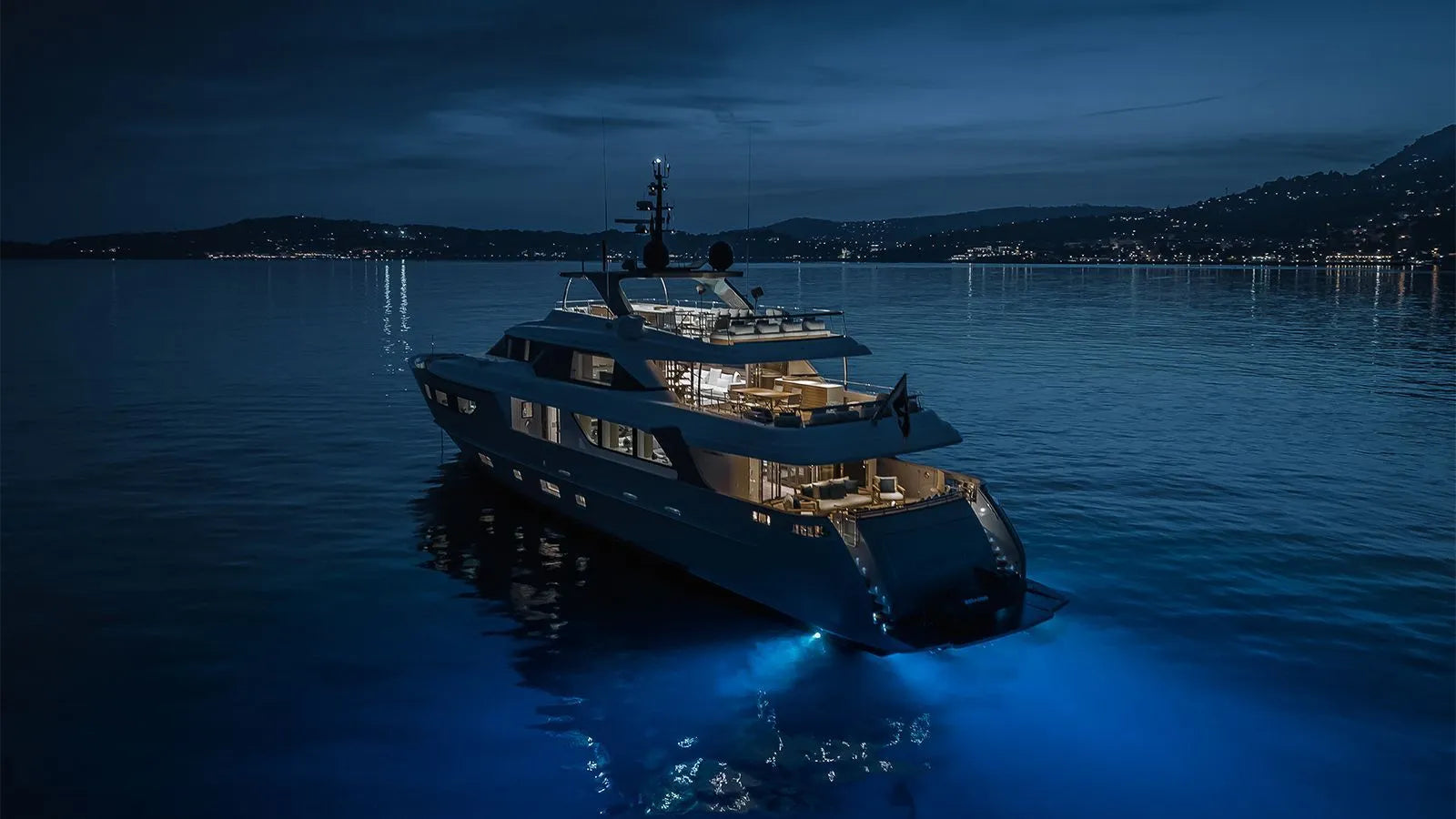 M/Y LES BRUXELLOIS best yacht charter Cannes