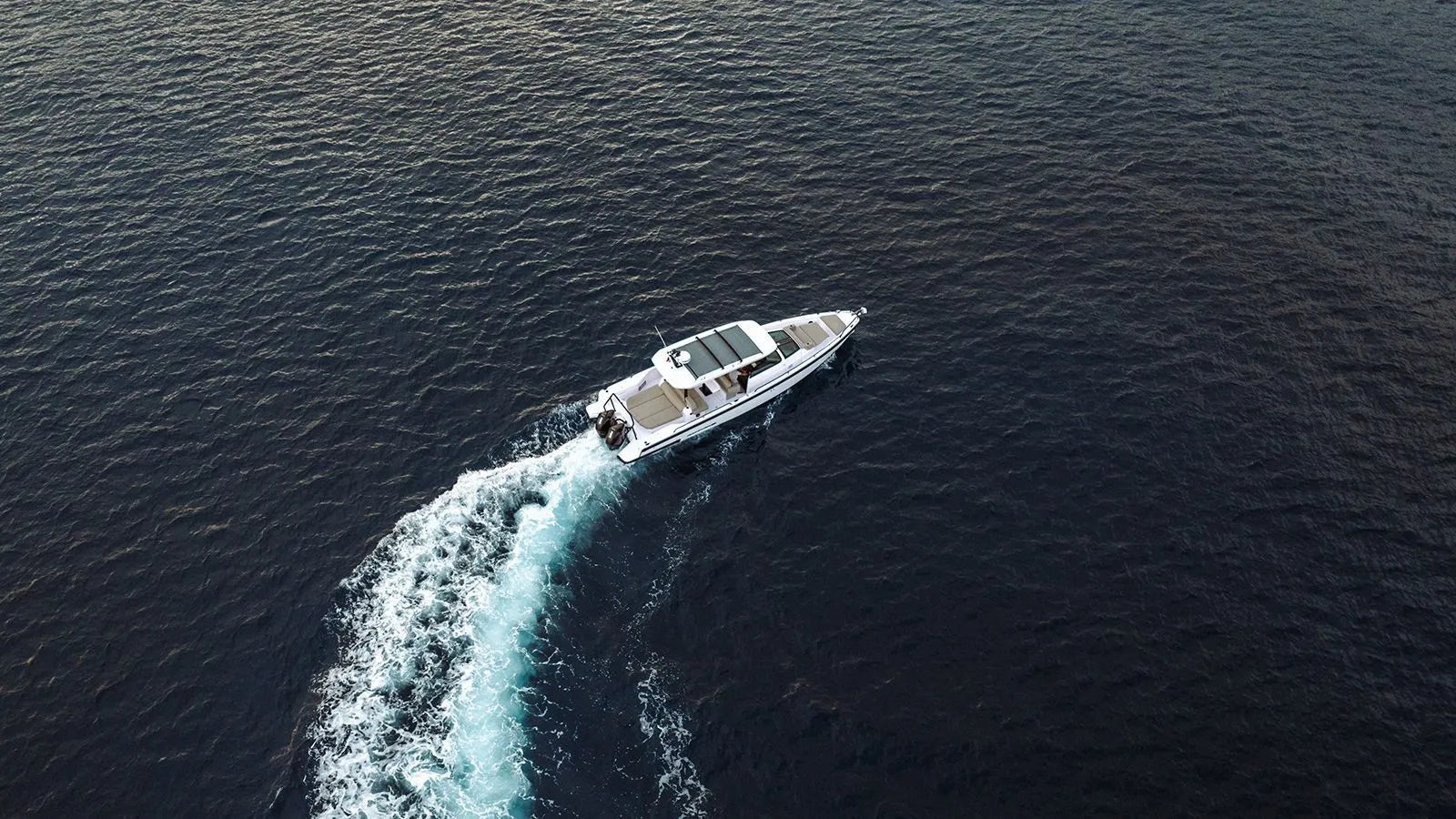 SAL luxury yacht Charter Cannes 