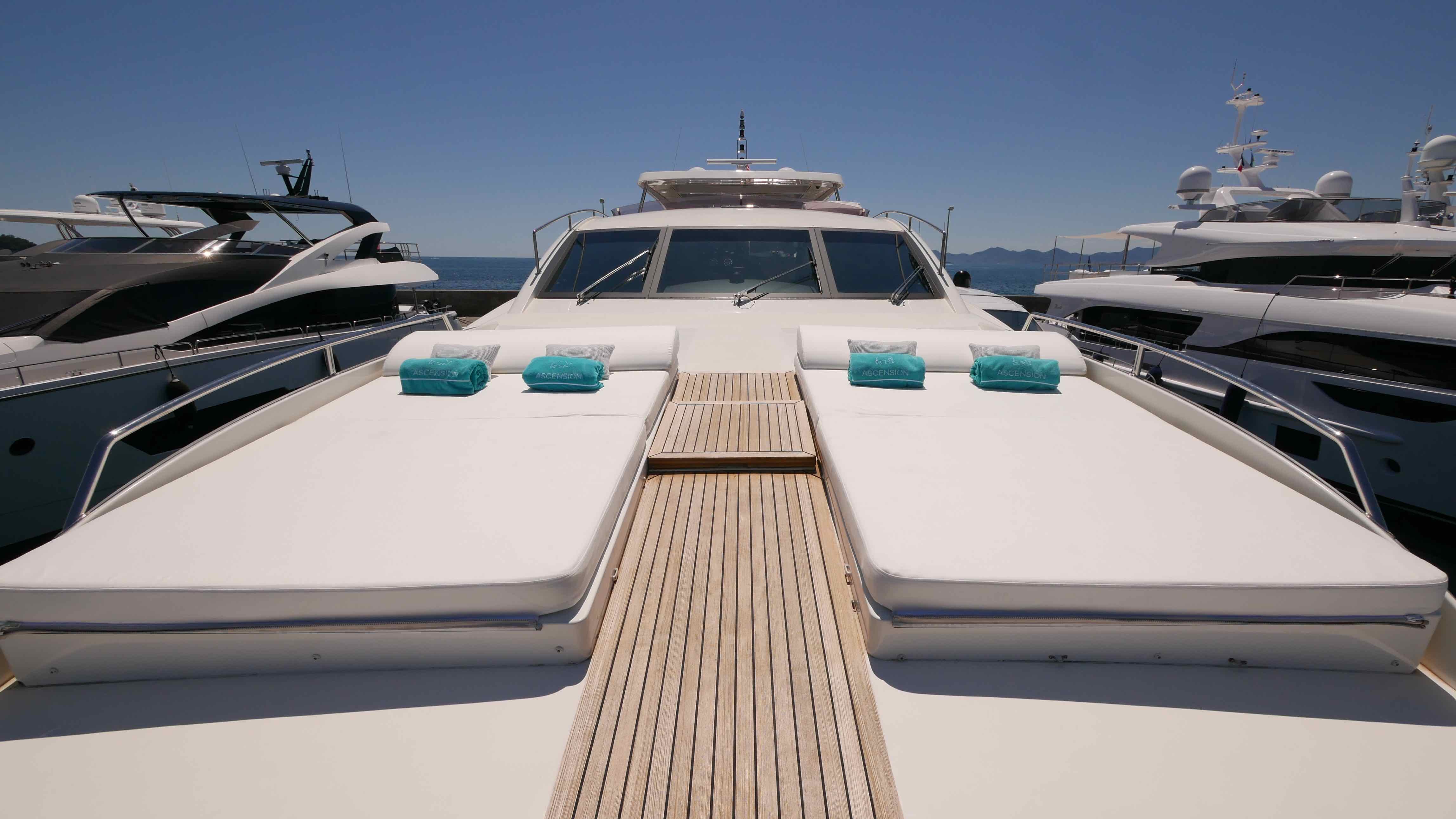 Crewed motor yacht Antibes France