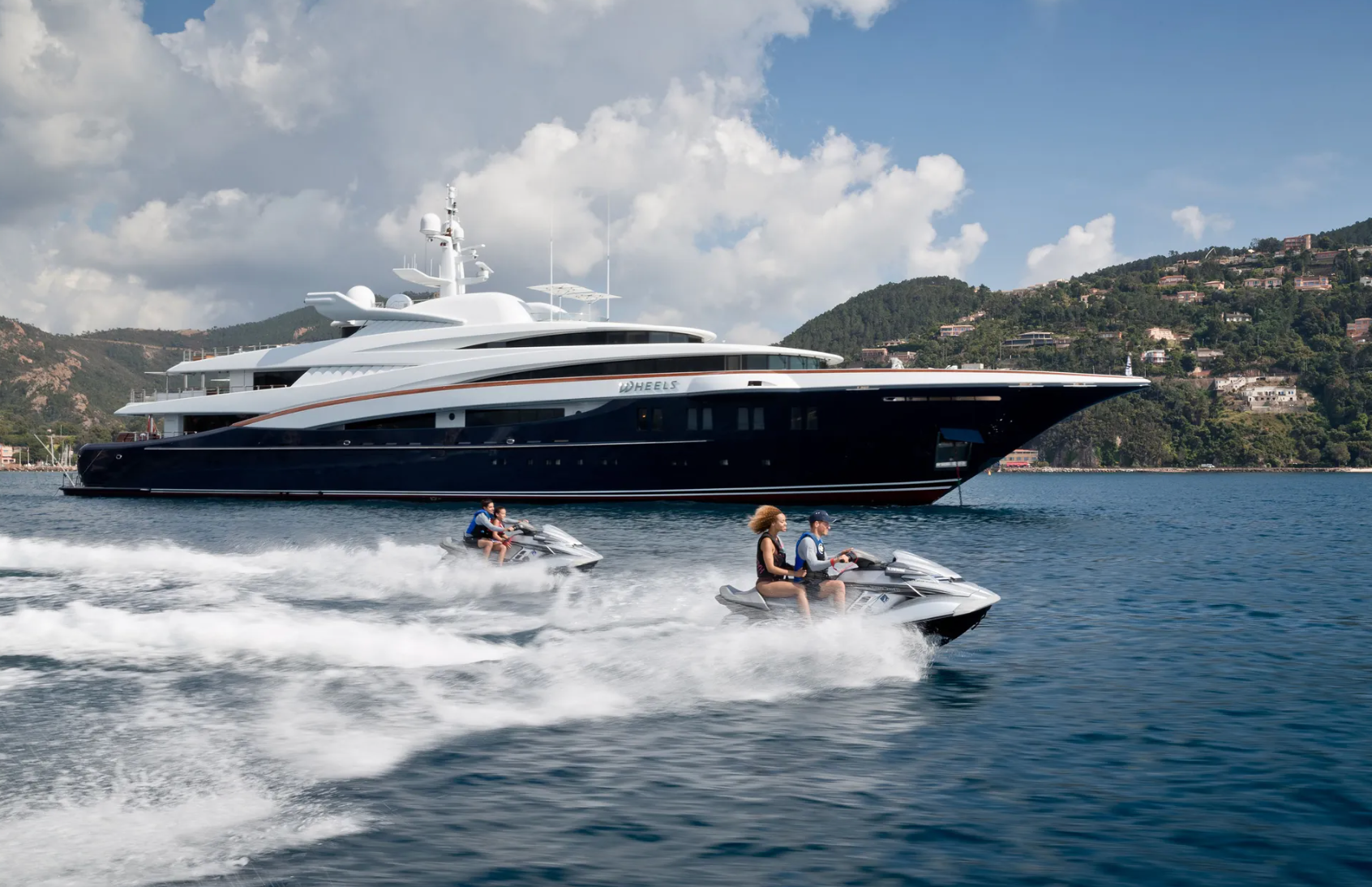 5 star yacht charter St Tropez France