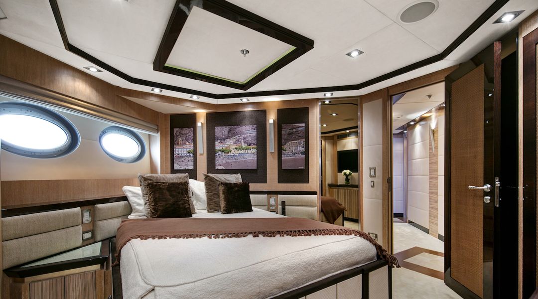 Luxury Yacht Charter Cannes