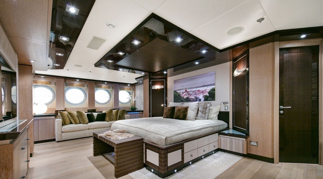 Luxury Yacht Charter Cannes