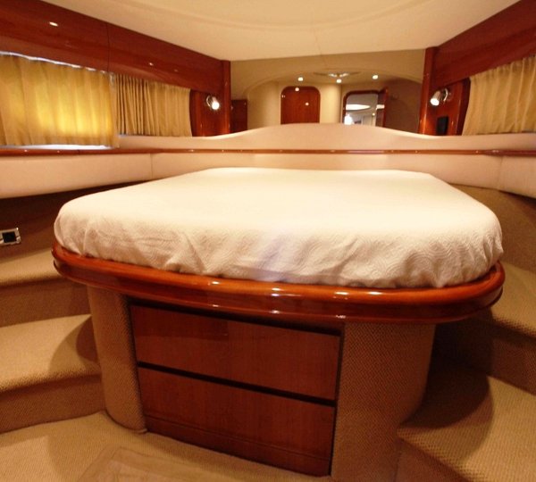 Boat charter Cannes France