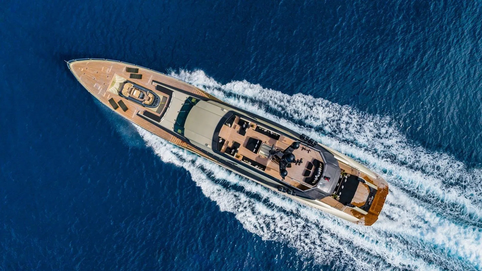 Mega yacht Charter Cannes 