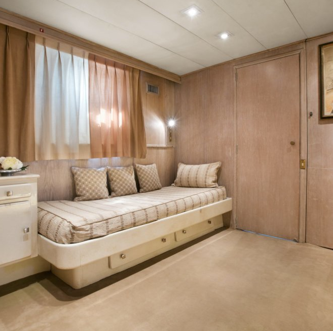 weekend yacht charter Monaco