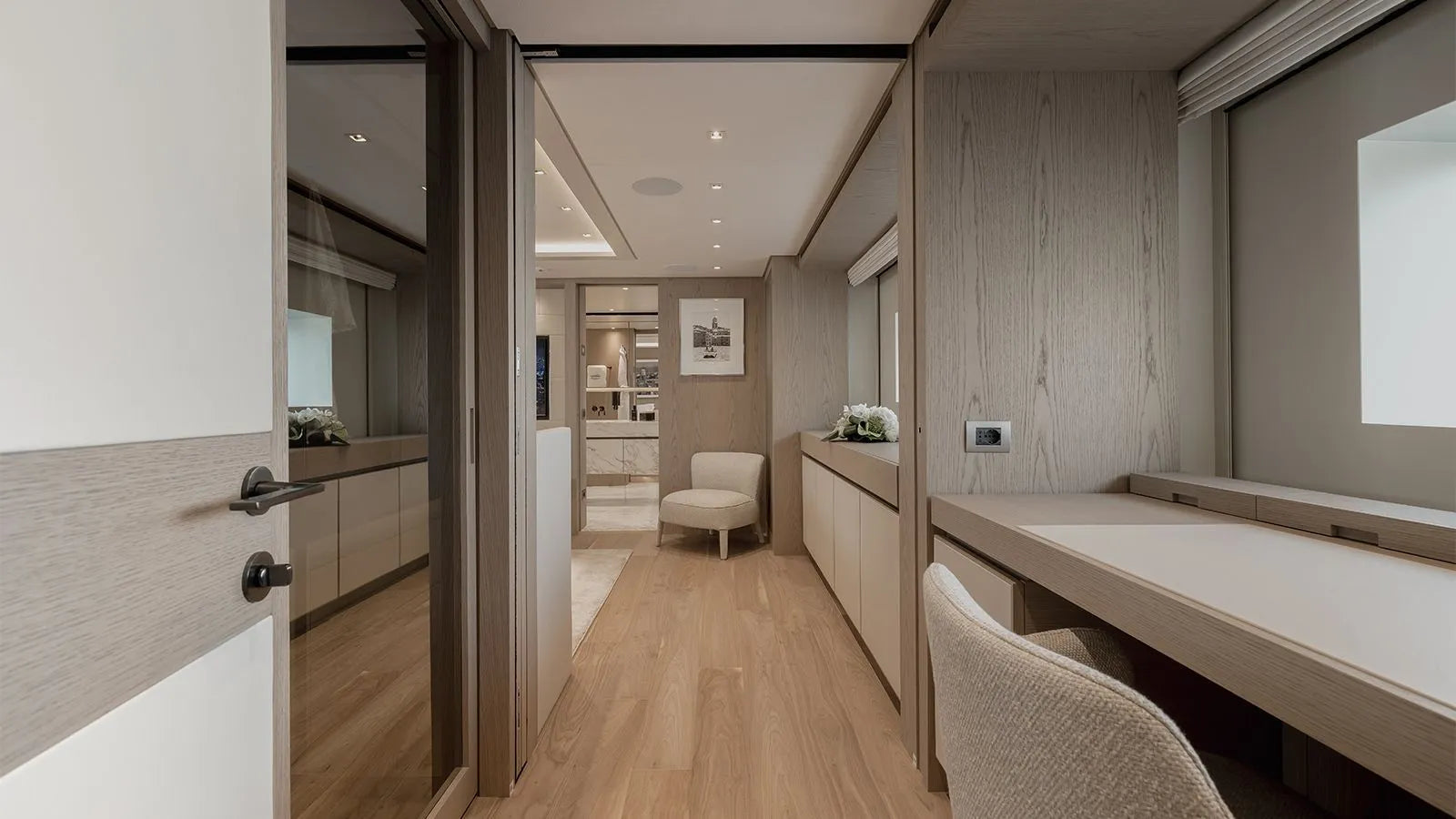 M/Y LES BRUXELLOIS weekend yacht charter Cannes