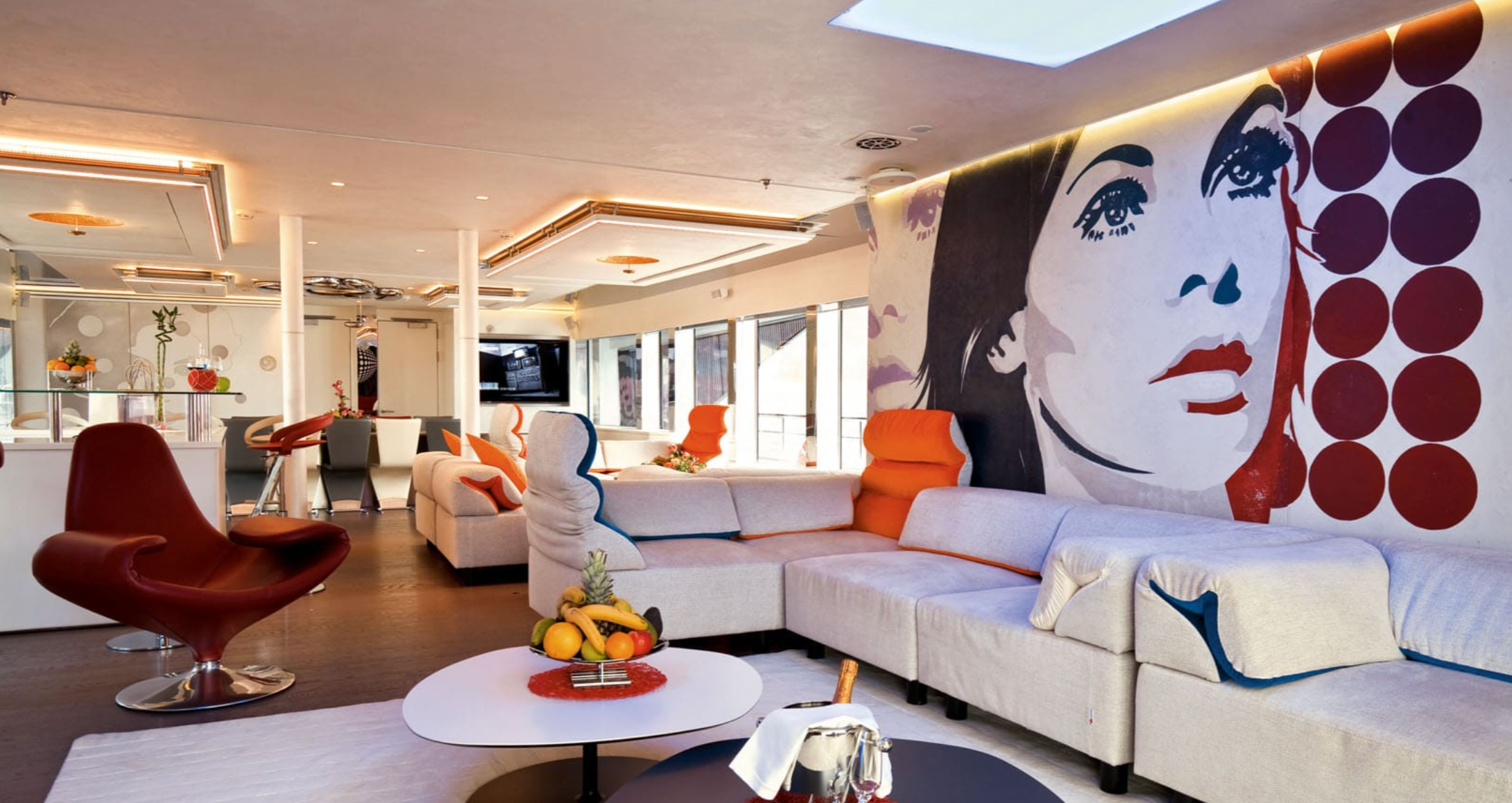 M/Y JOY ME Luxurious yacht charter Monaco