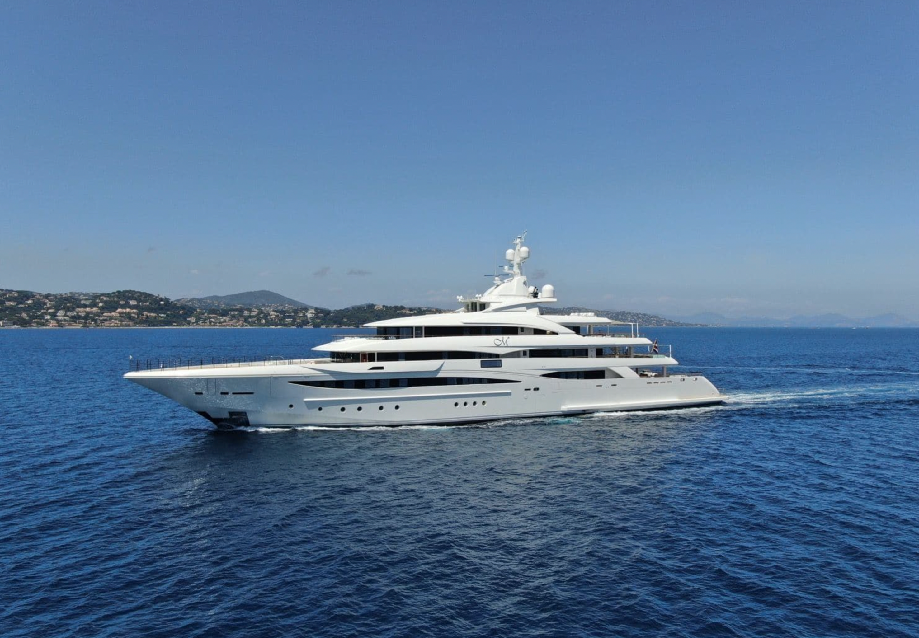 M/Y MIMTEE Large yacht charter Cannes France