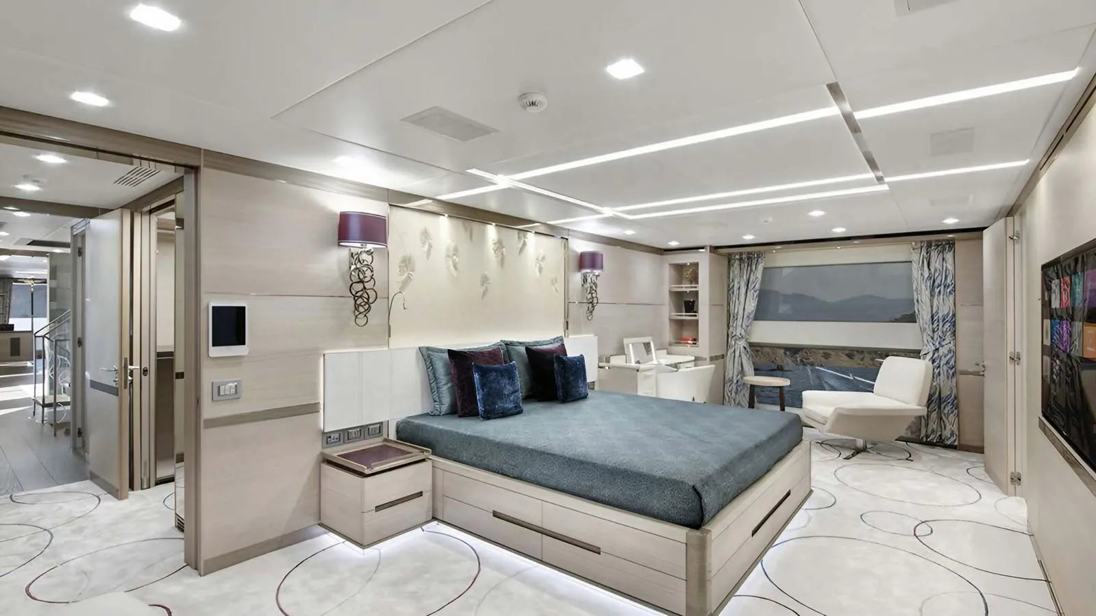 M/Y CHARADE party yacht charter French Riviera