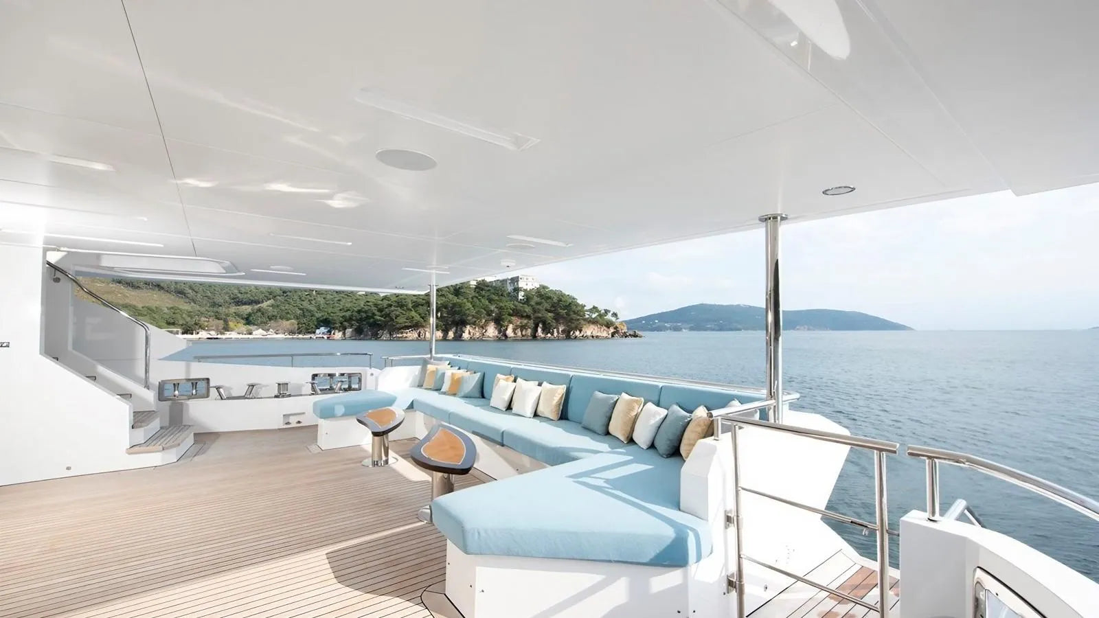 M/Y CHARADE French Riviera Yacht Charter Holiday
