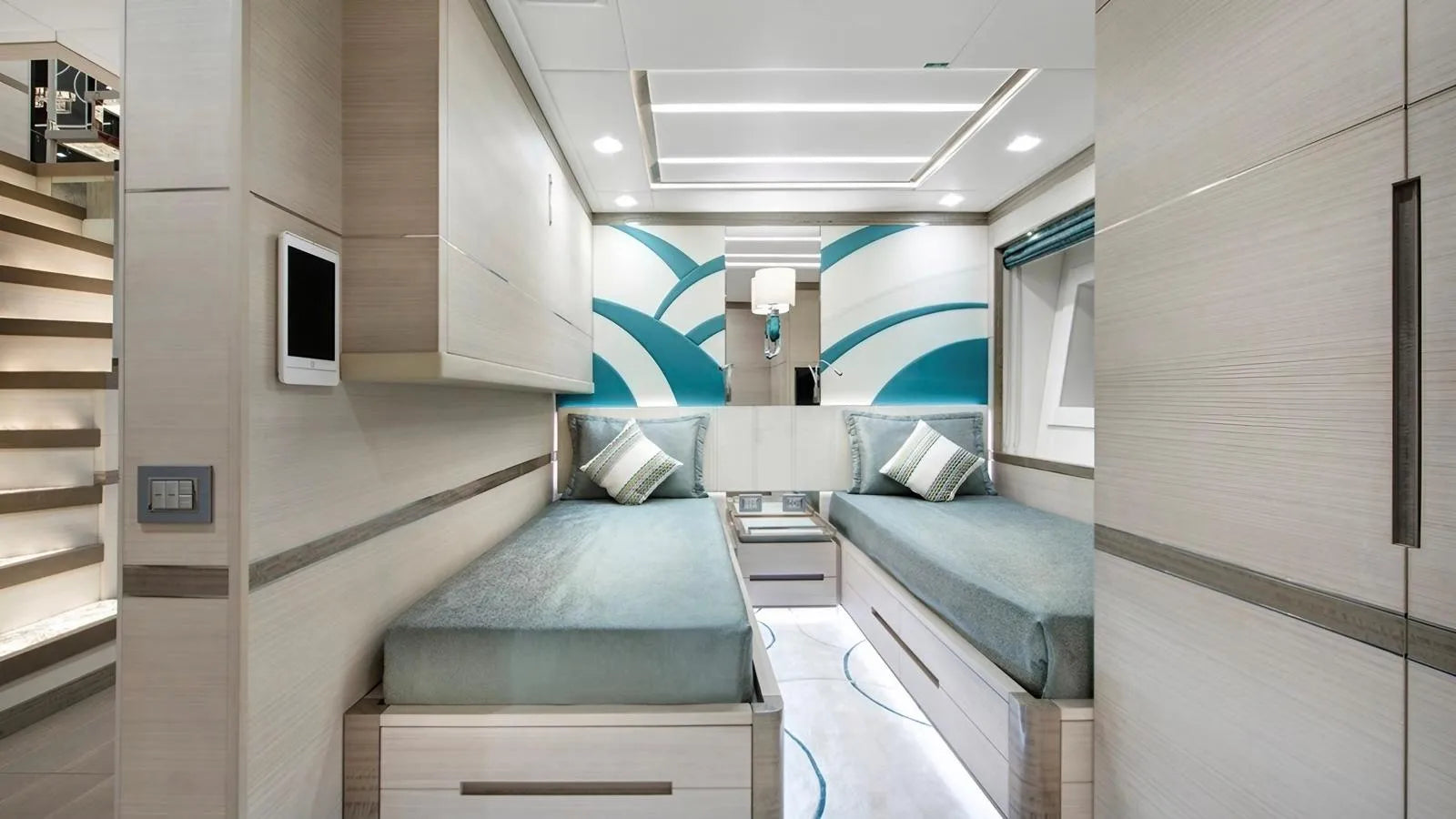 M/Y CHARADE Best Yacht for Charter French Riviera