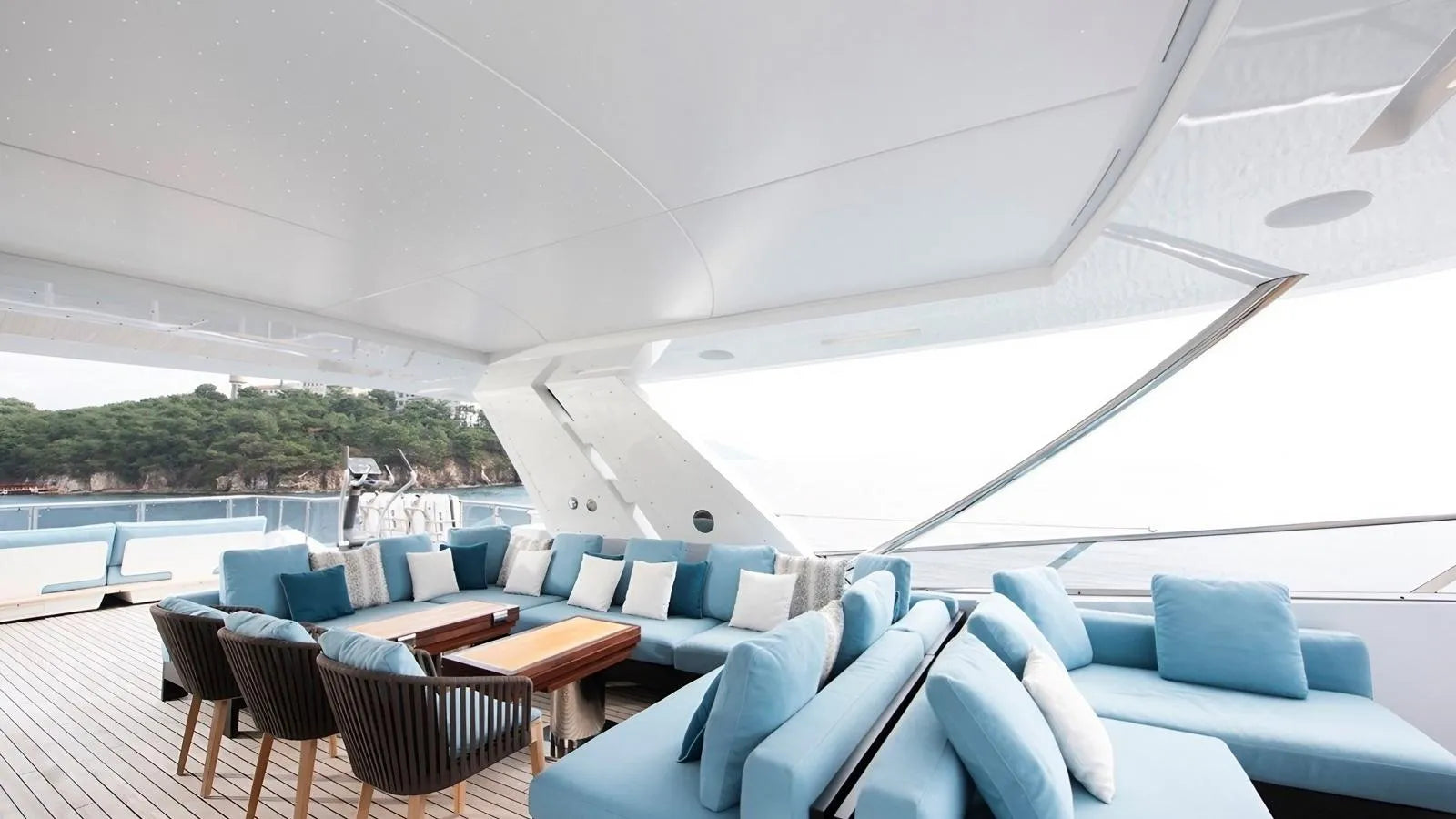 M/Y CHARADE Term Yacht Charter French Riviera