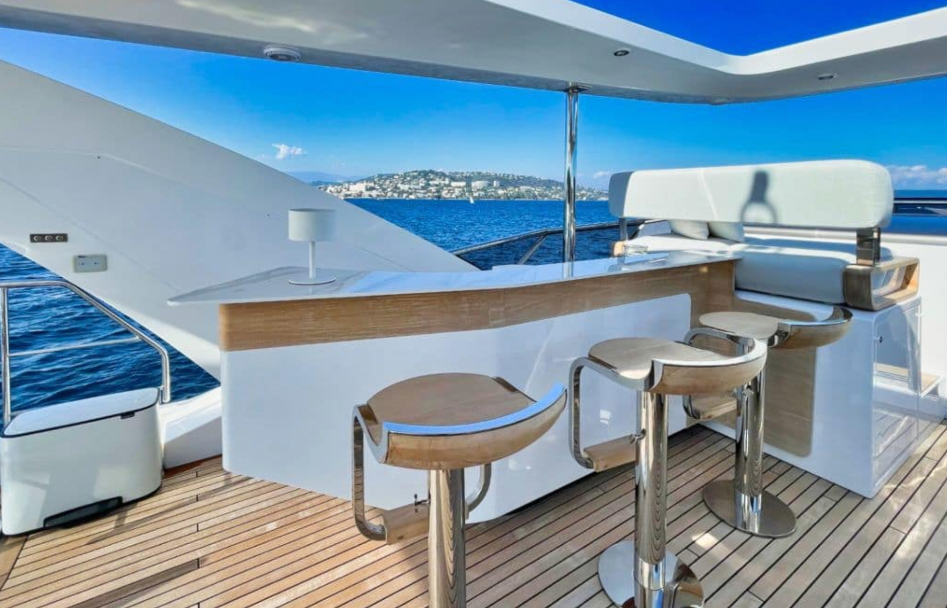 M/Y WAVE Luxury yacht charters Monaco