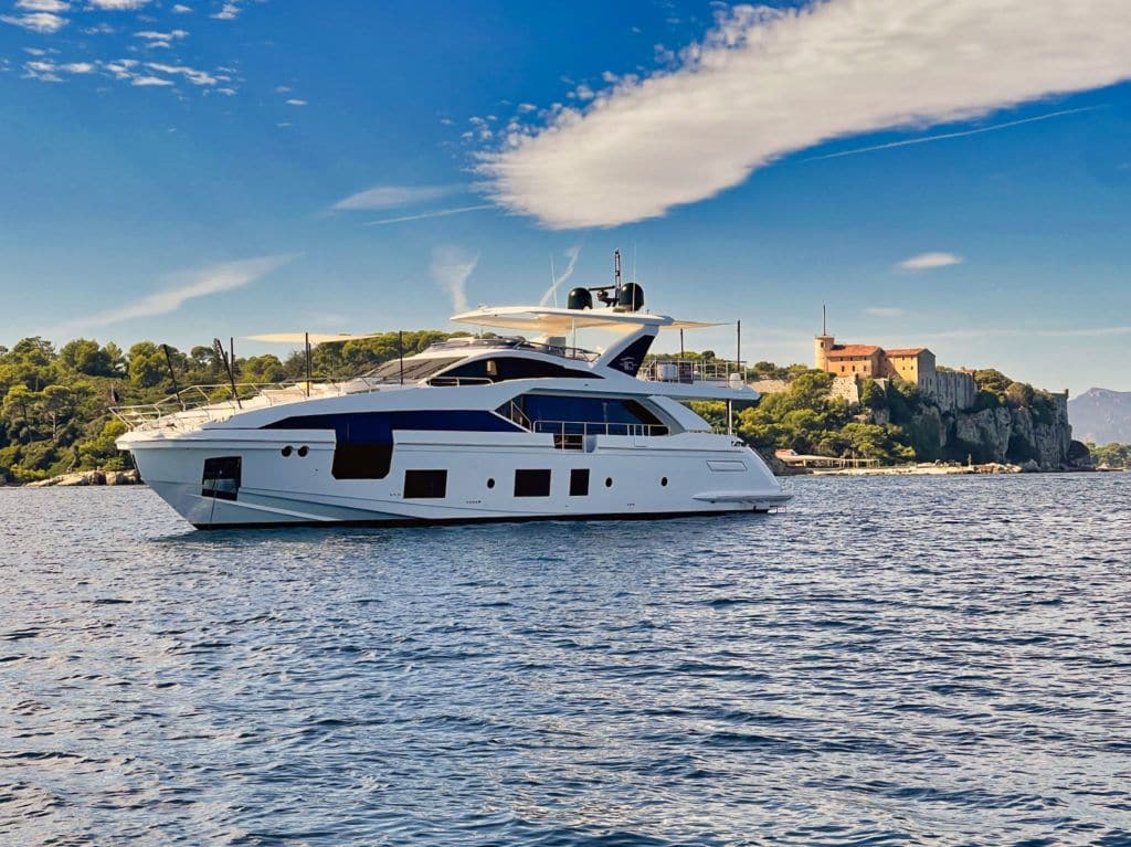M/Y WAVE yacht charter price Monaco