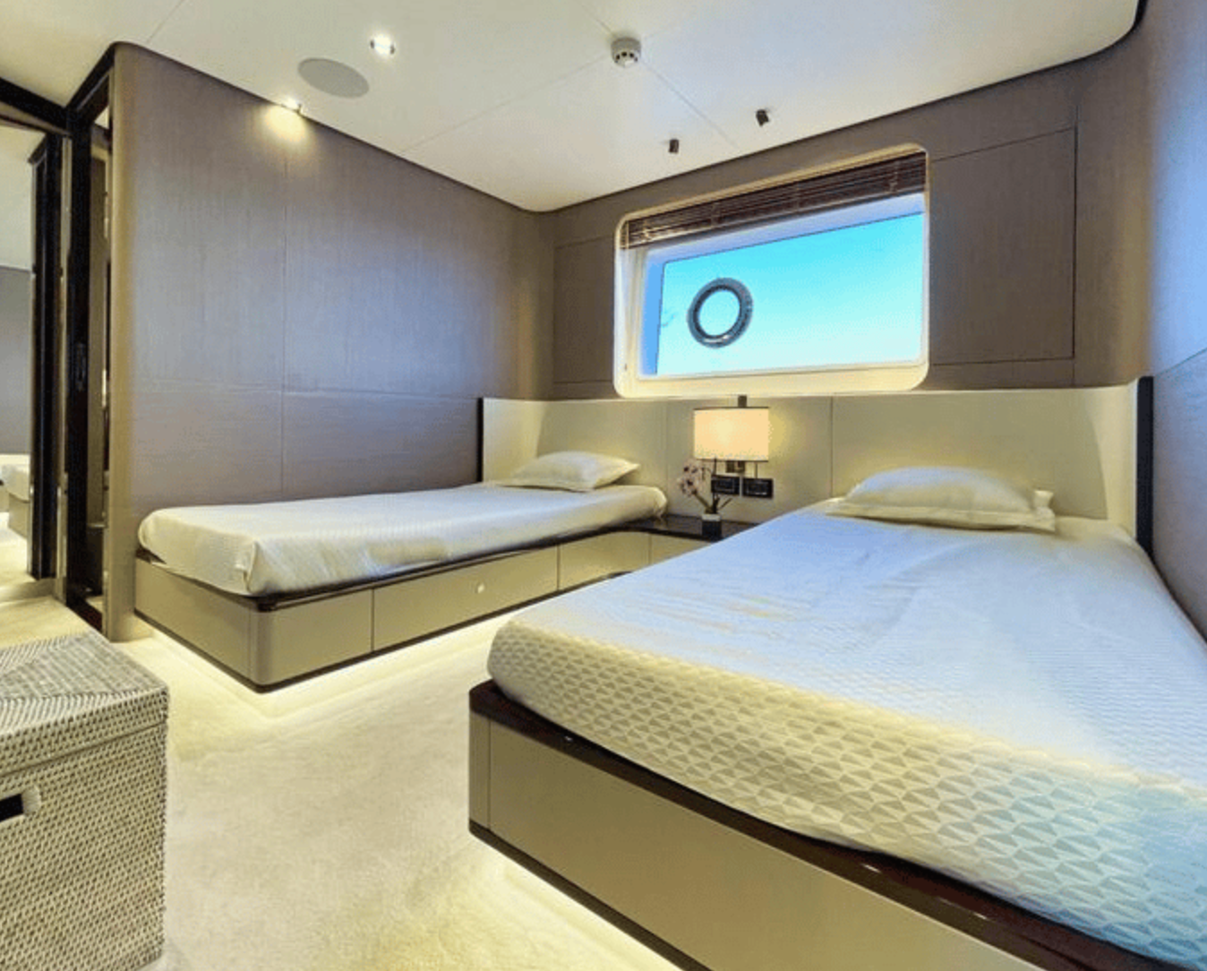 M/Y WAVE yacht and jet ski charter Monaco