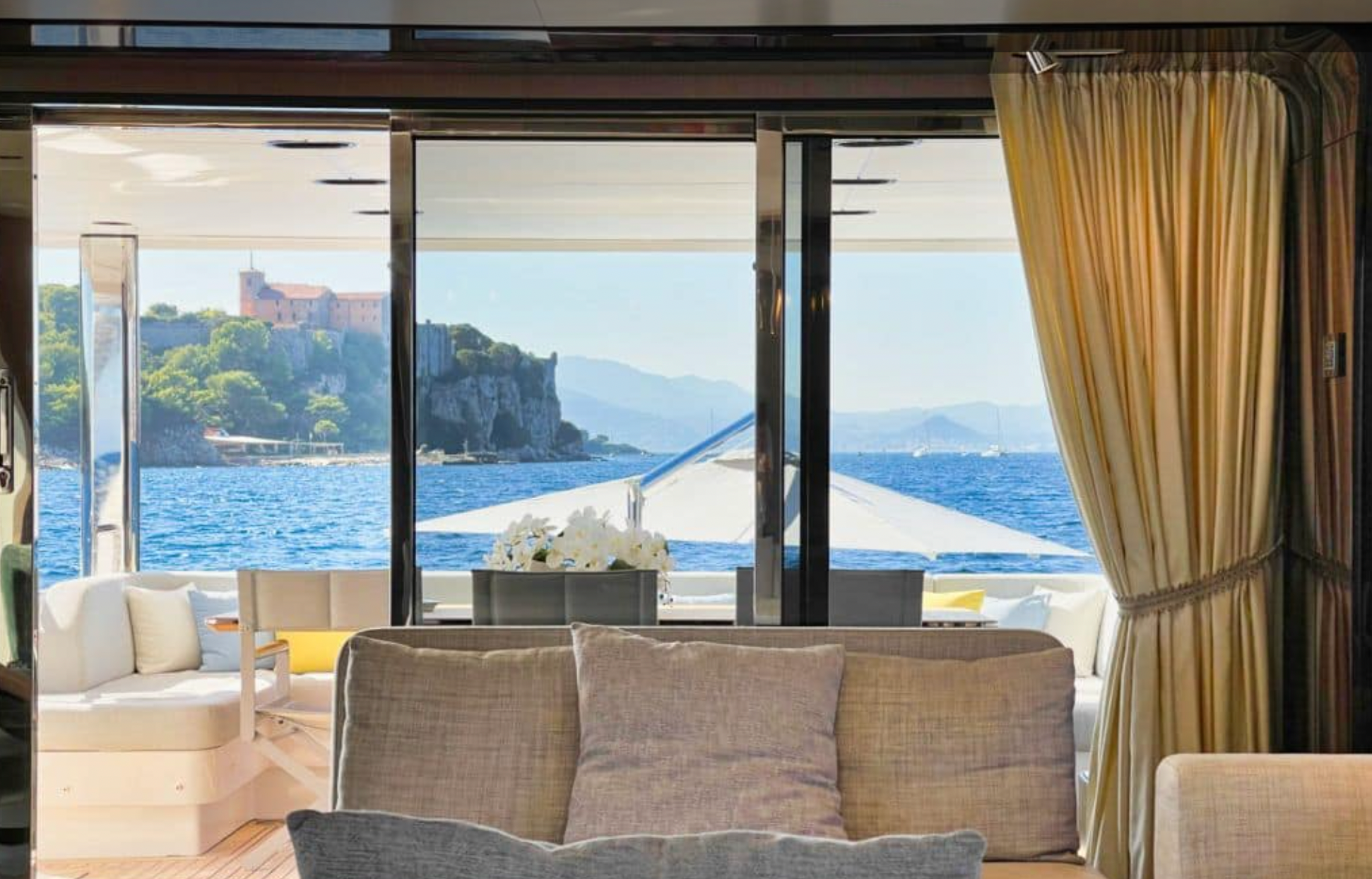 M/Y WAVE mega yacht charter Monaco