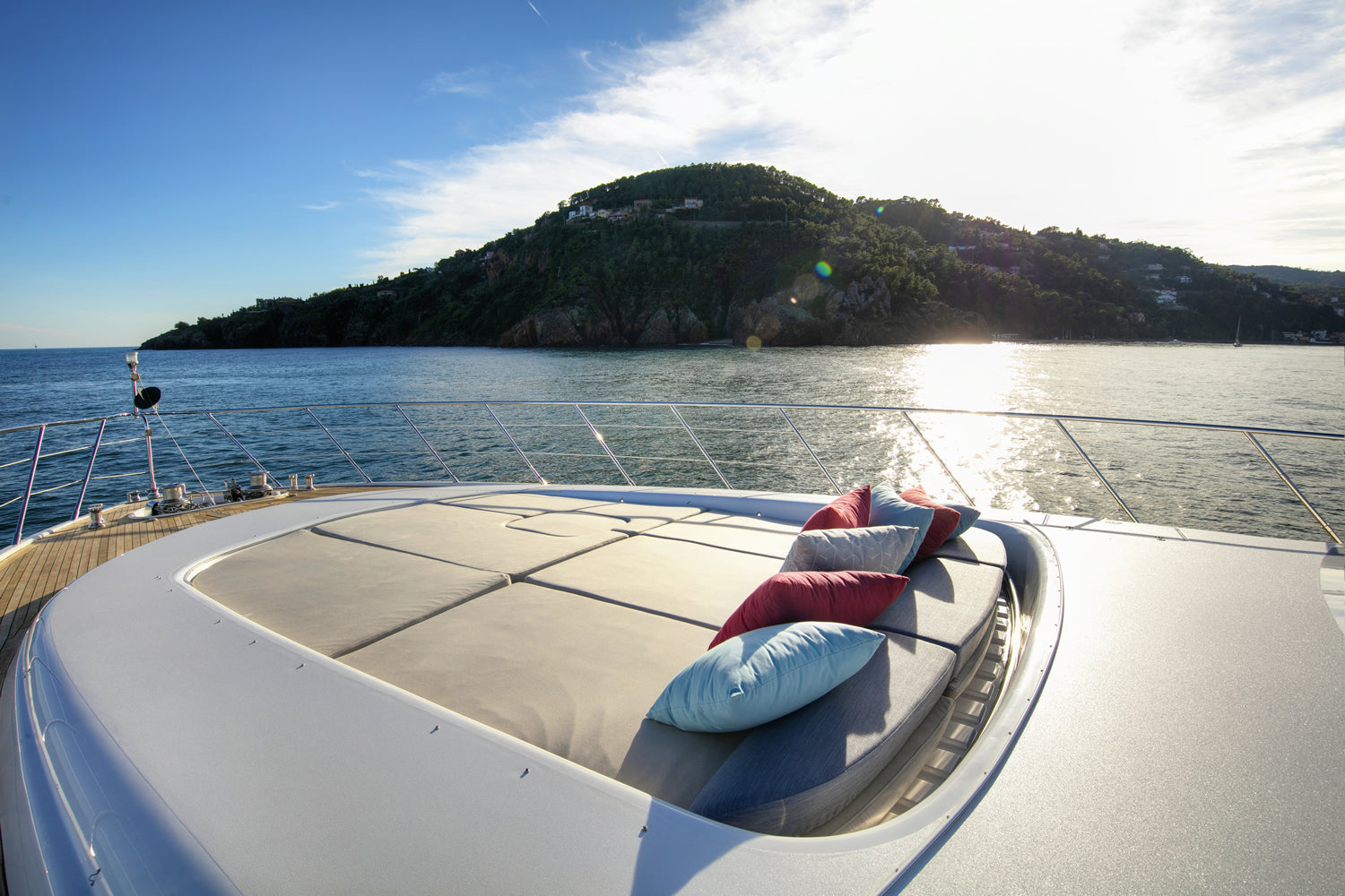 party yacht Charter Cannes 