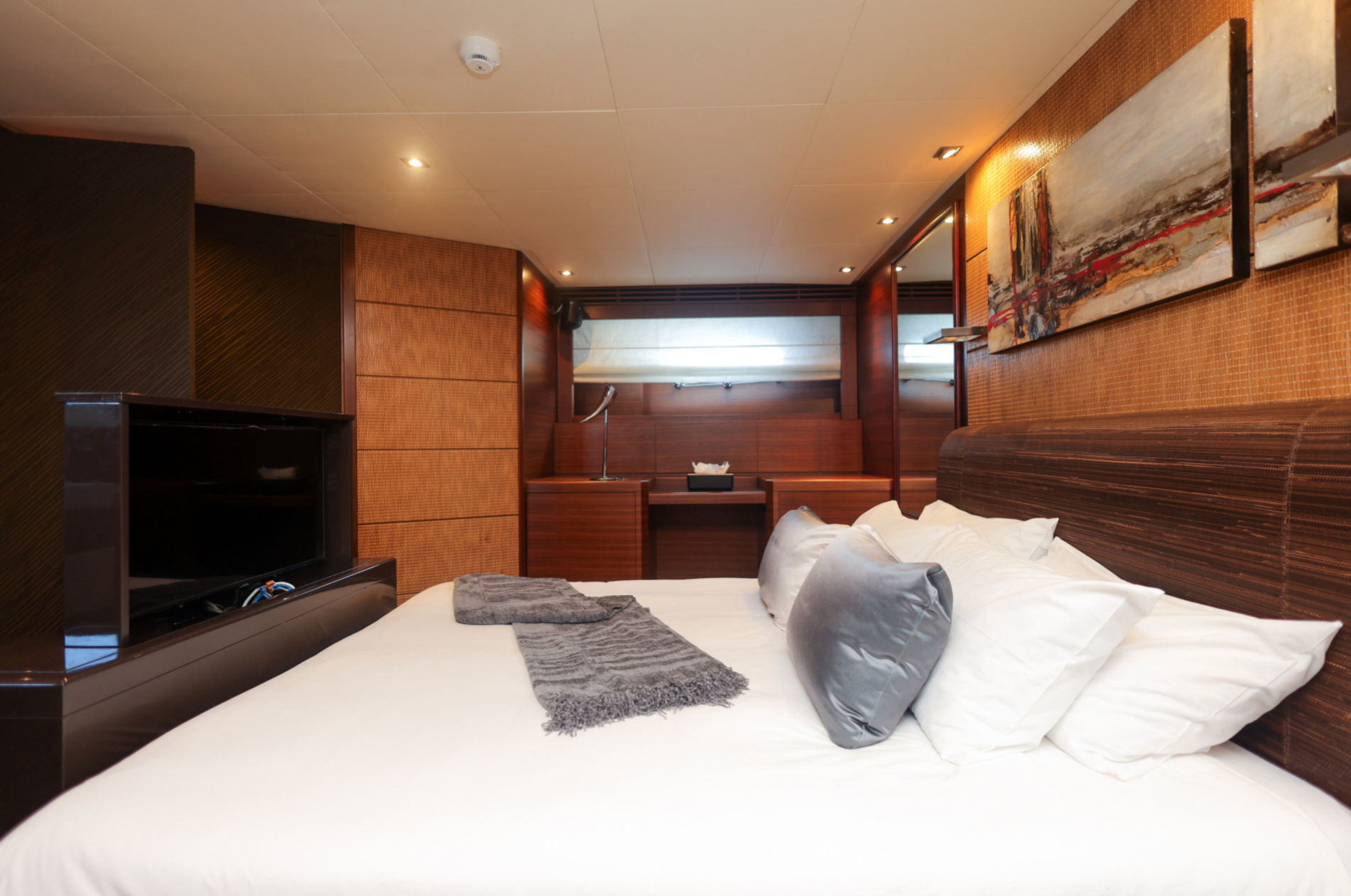 M/Y MATSU yacht and jet ski charter Cannes