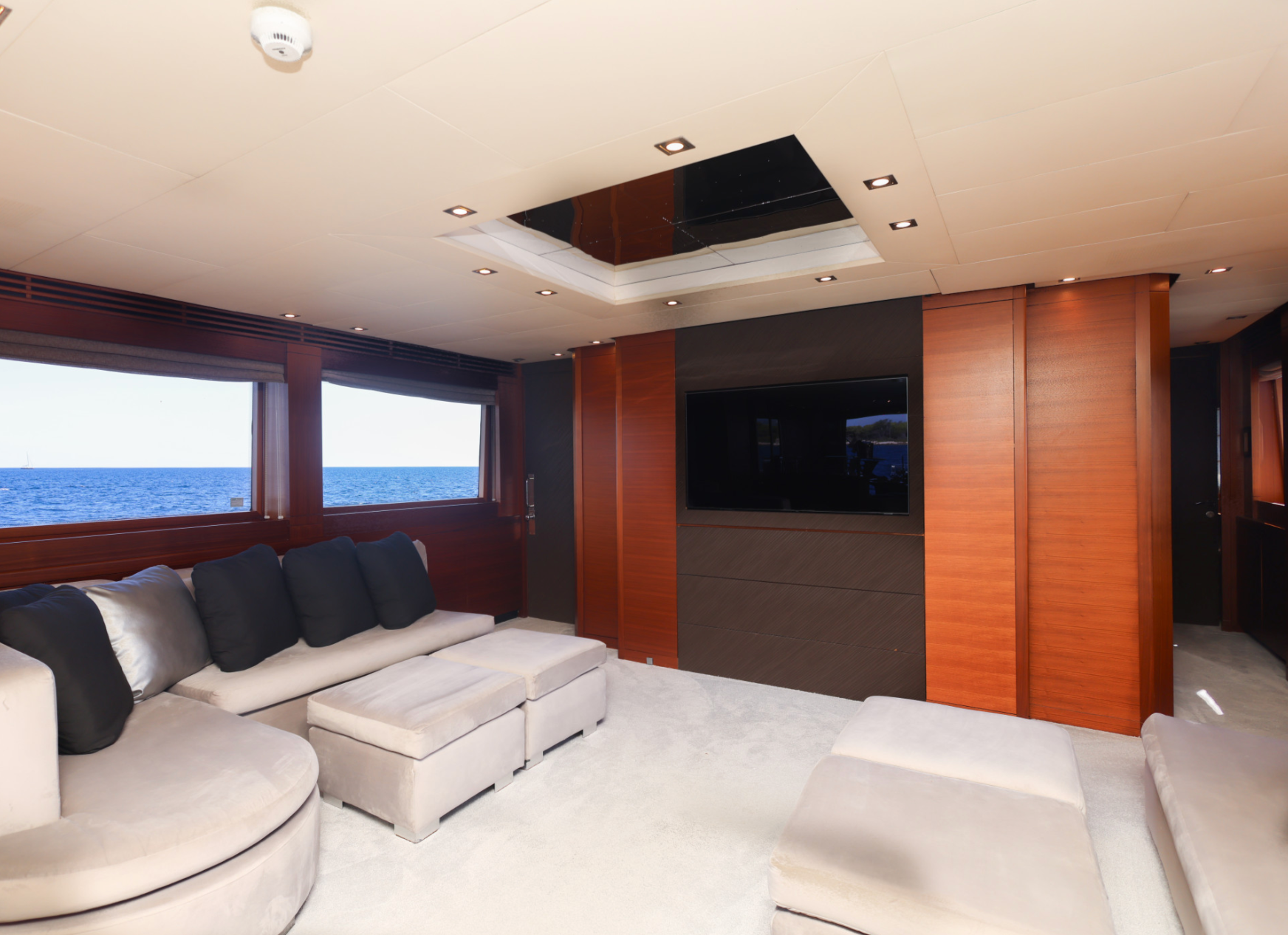 M/Y MATSU affordable yacht Charter Cannes