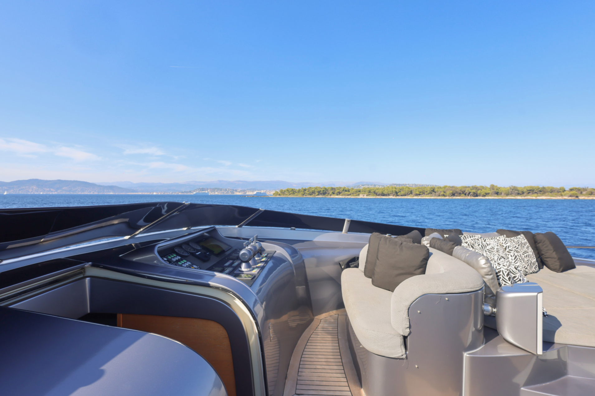 M/Y MATSU Yacht Charter Holiday In Cannes