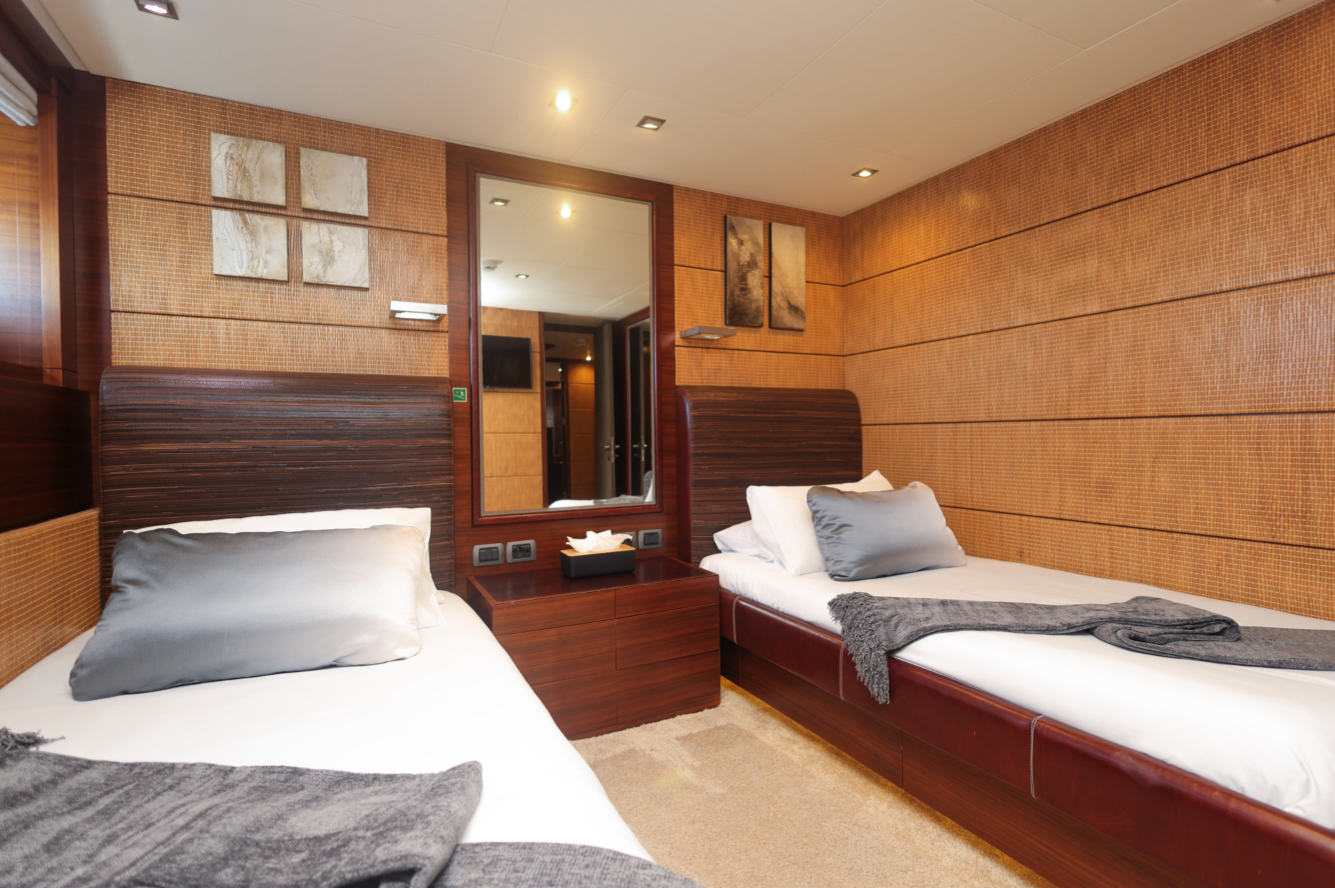 M/Y MATSU luxurious yacht charter In Cannes