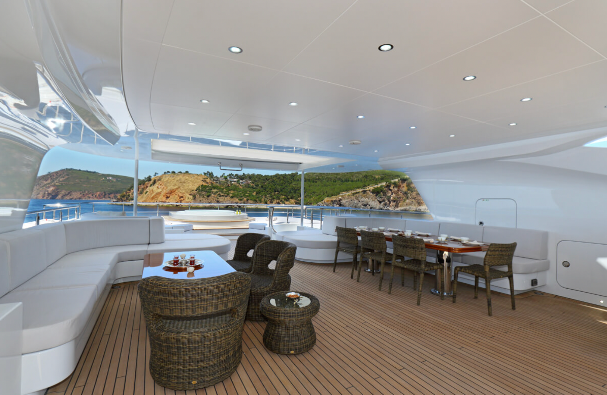IMMERSIVE best Mediterranean yacht charter