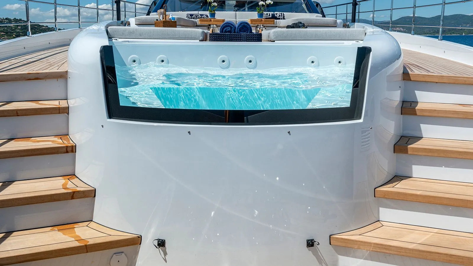 luxurious yacht holiday Monaco 