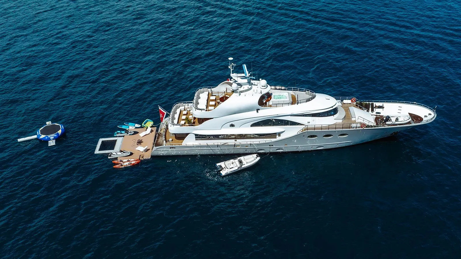 Weekly yacht Charter Cannes 