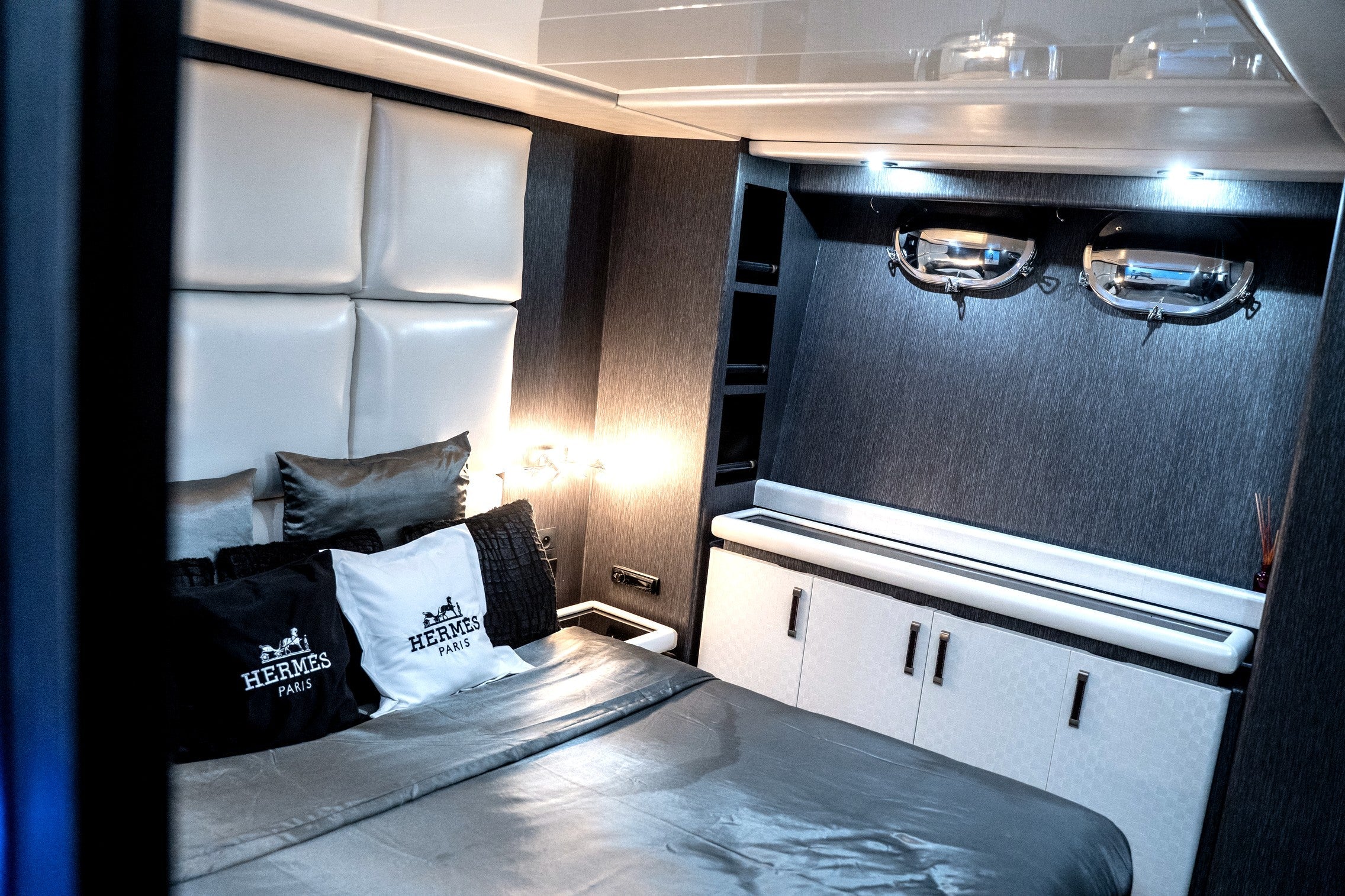 5 star yacht Rental St Tropez France