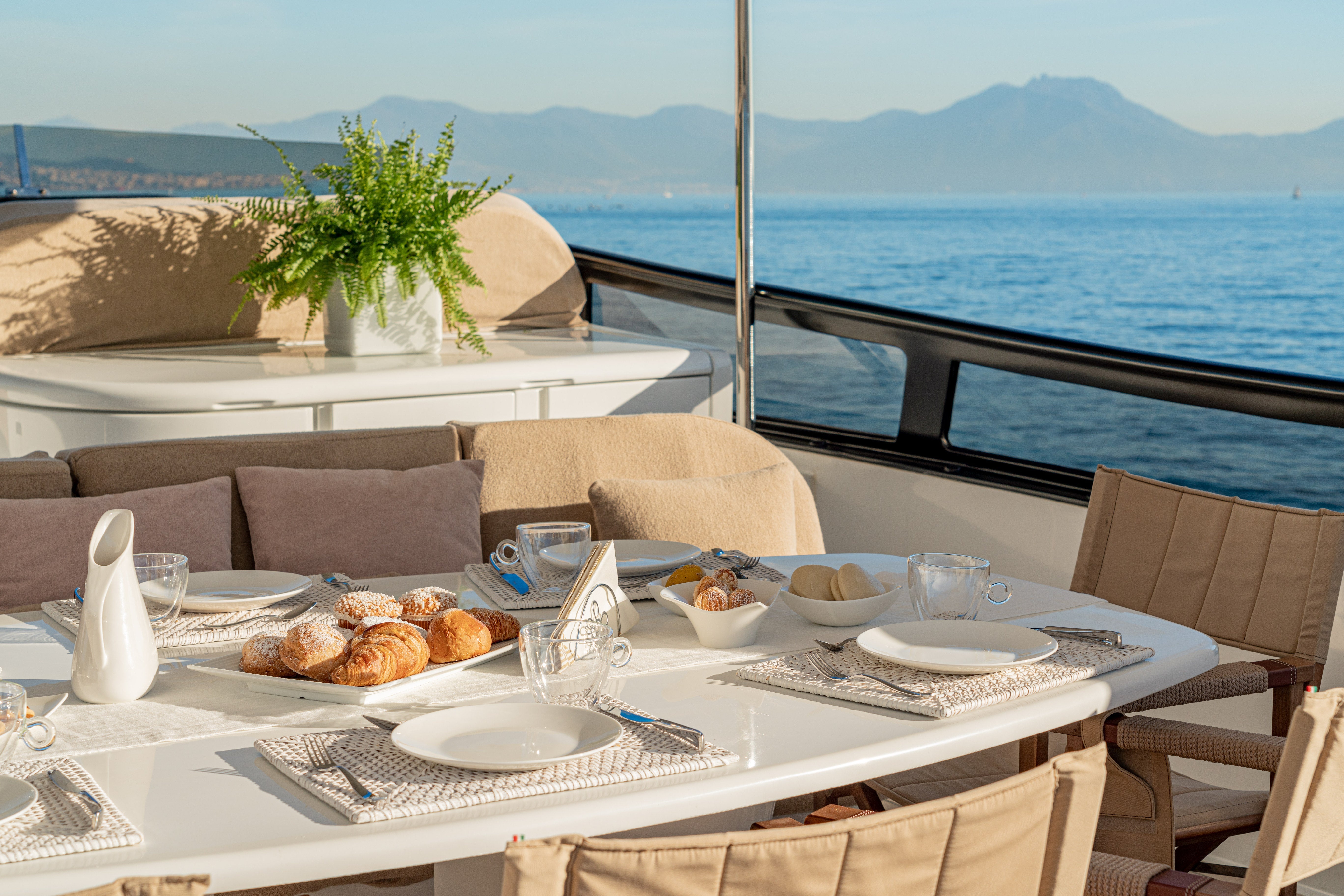 Weekly yacht Charter French Riviera