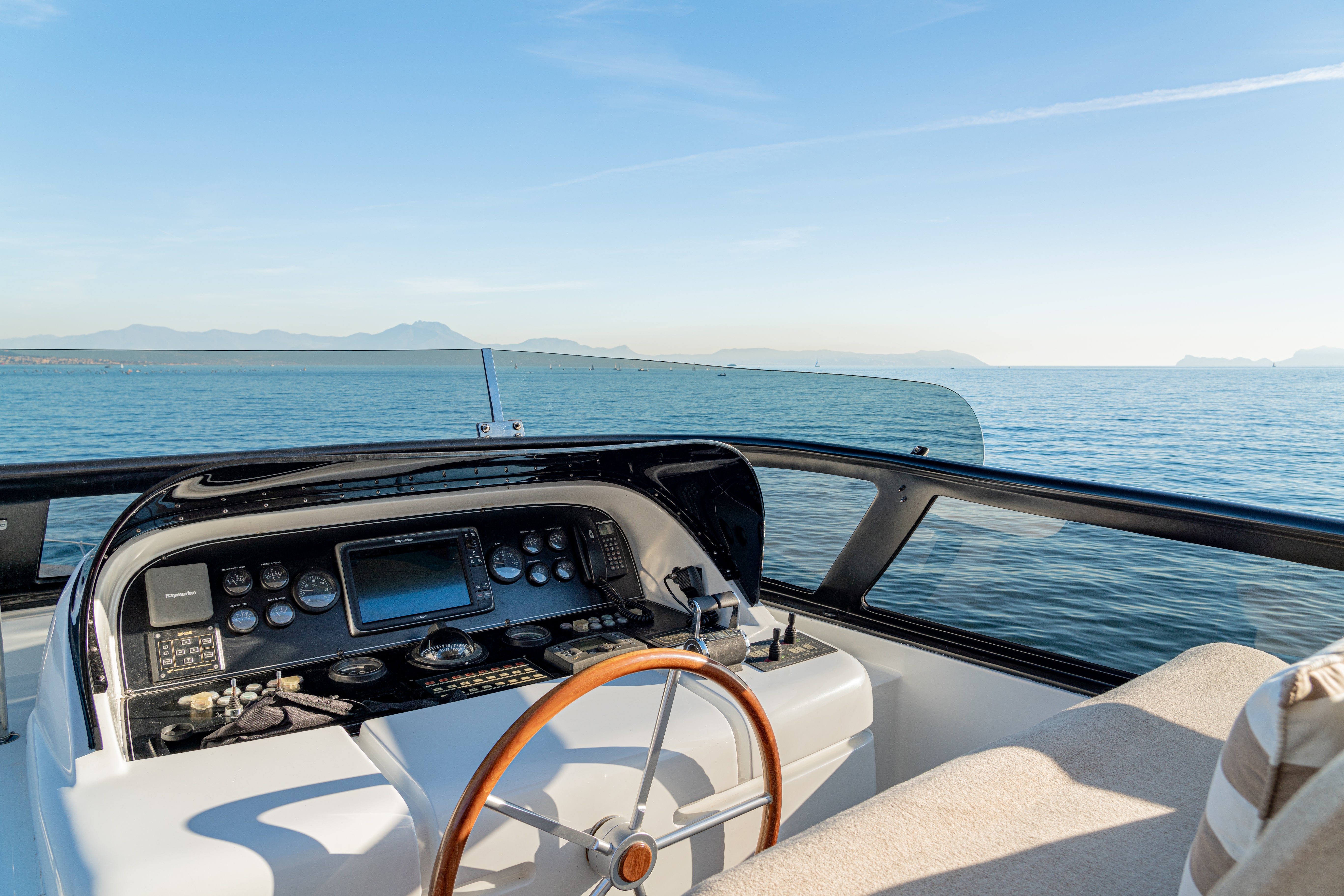 Weekly yacht Charter French Riviera