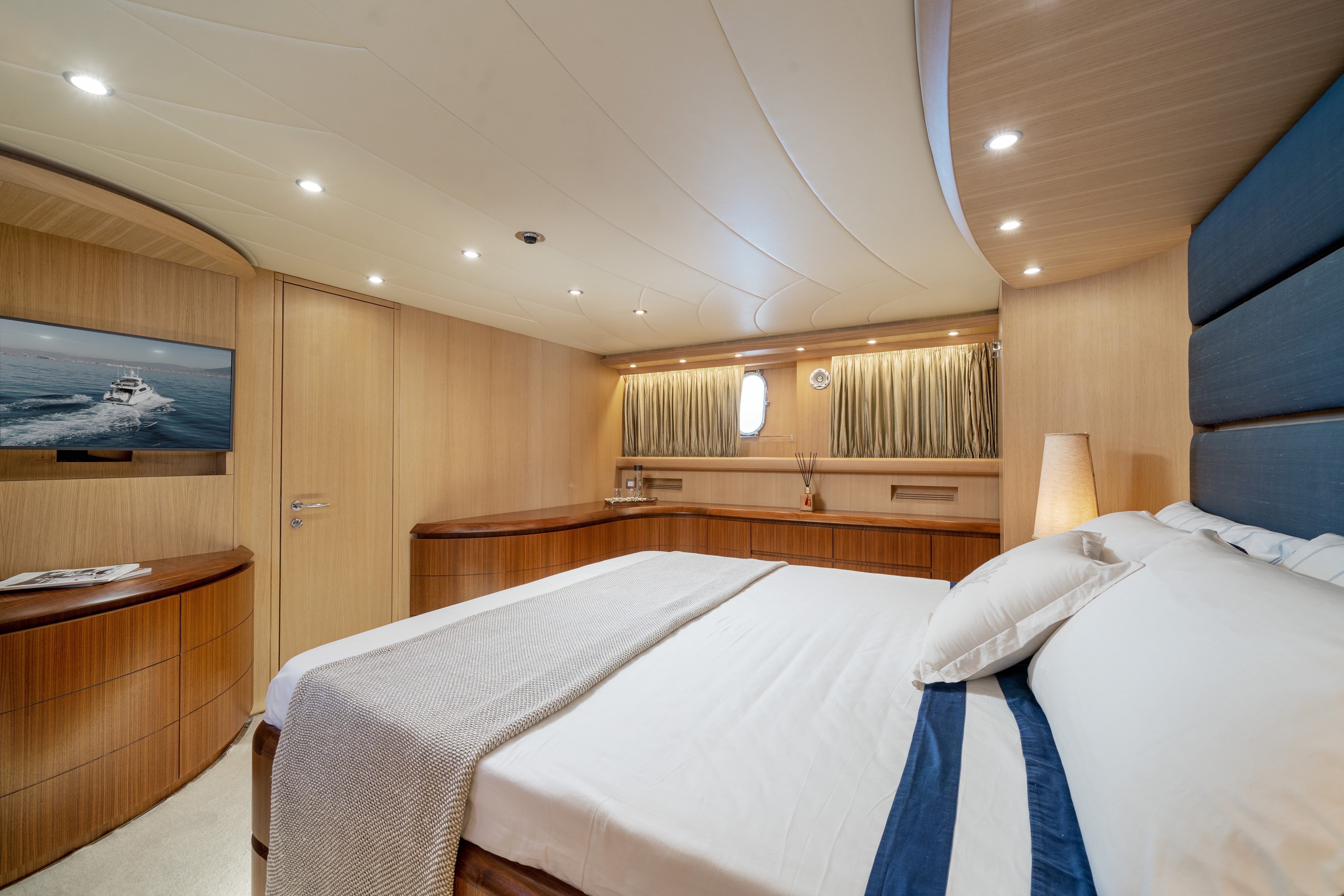 party yacht Charter French Riviera