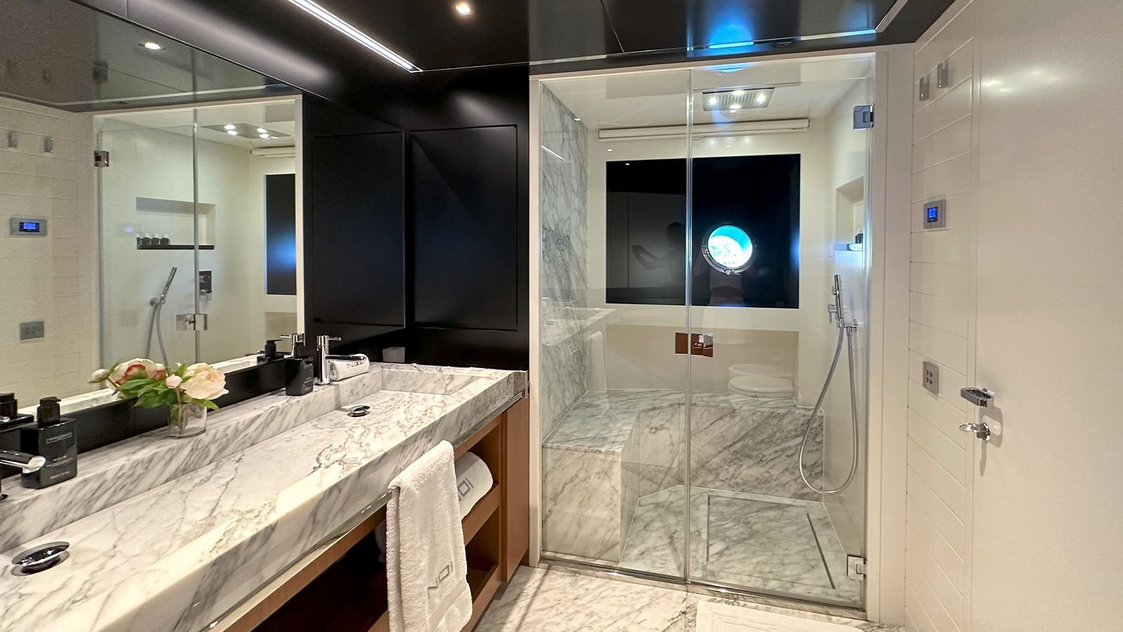 M/Y NOI luxury yacht Charter Cannes